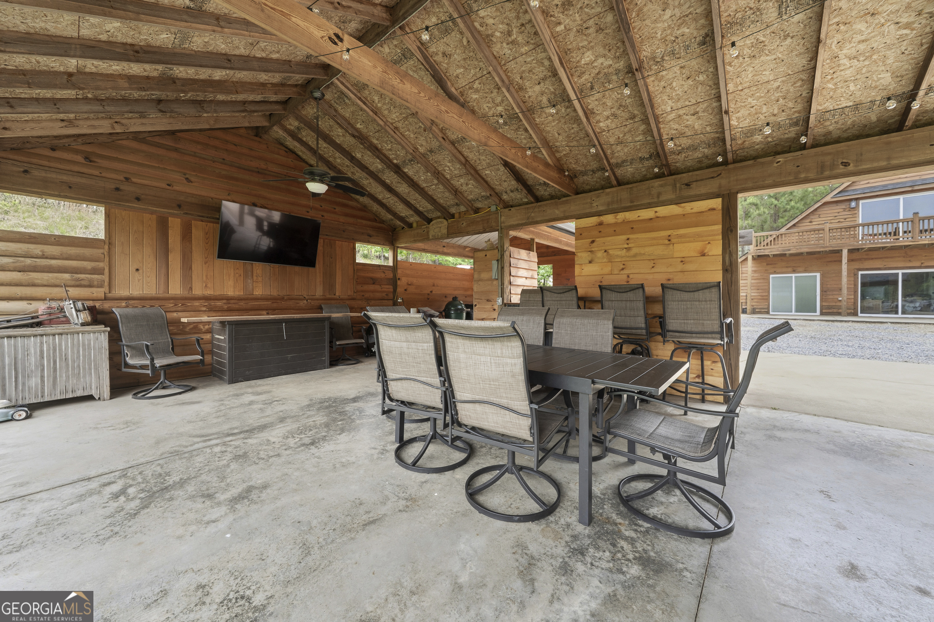 63 Tomahawk Drive