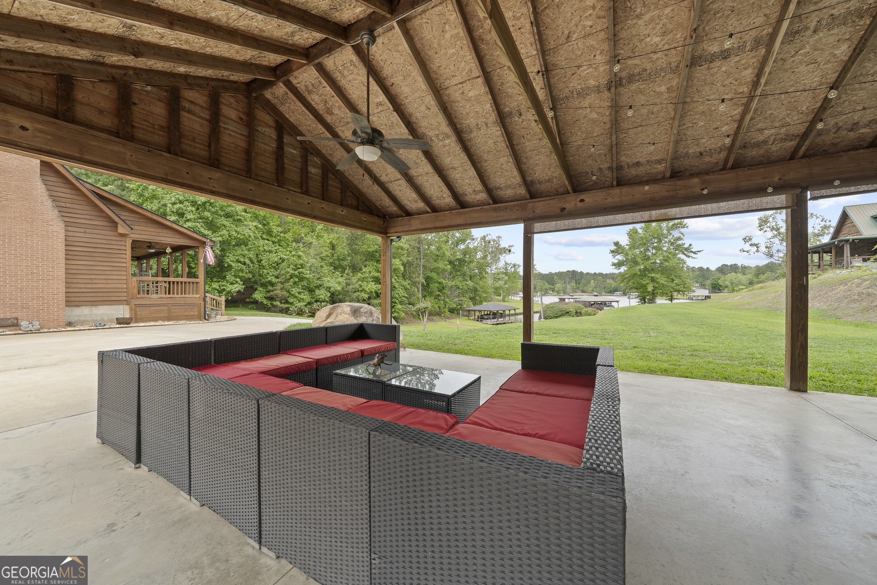 63 Tomahawk Drive