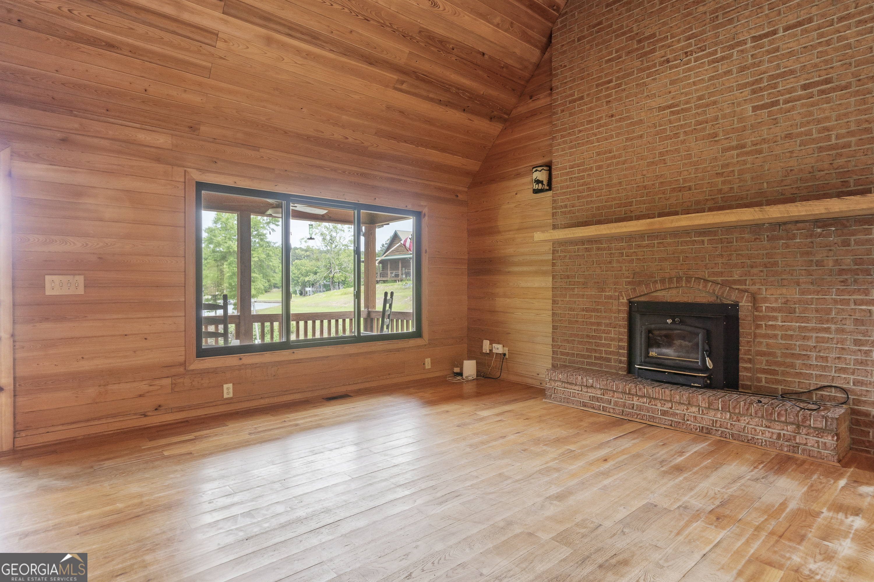 63 Tomahawk Drive