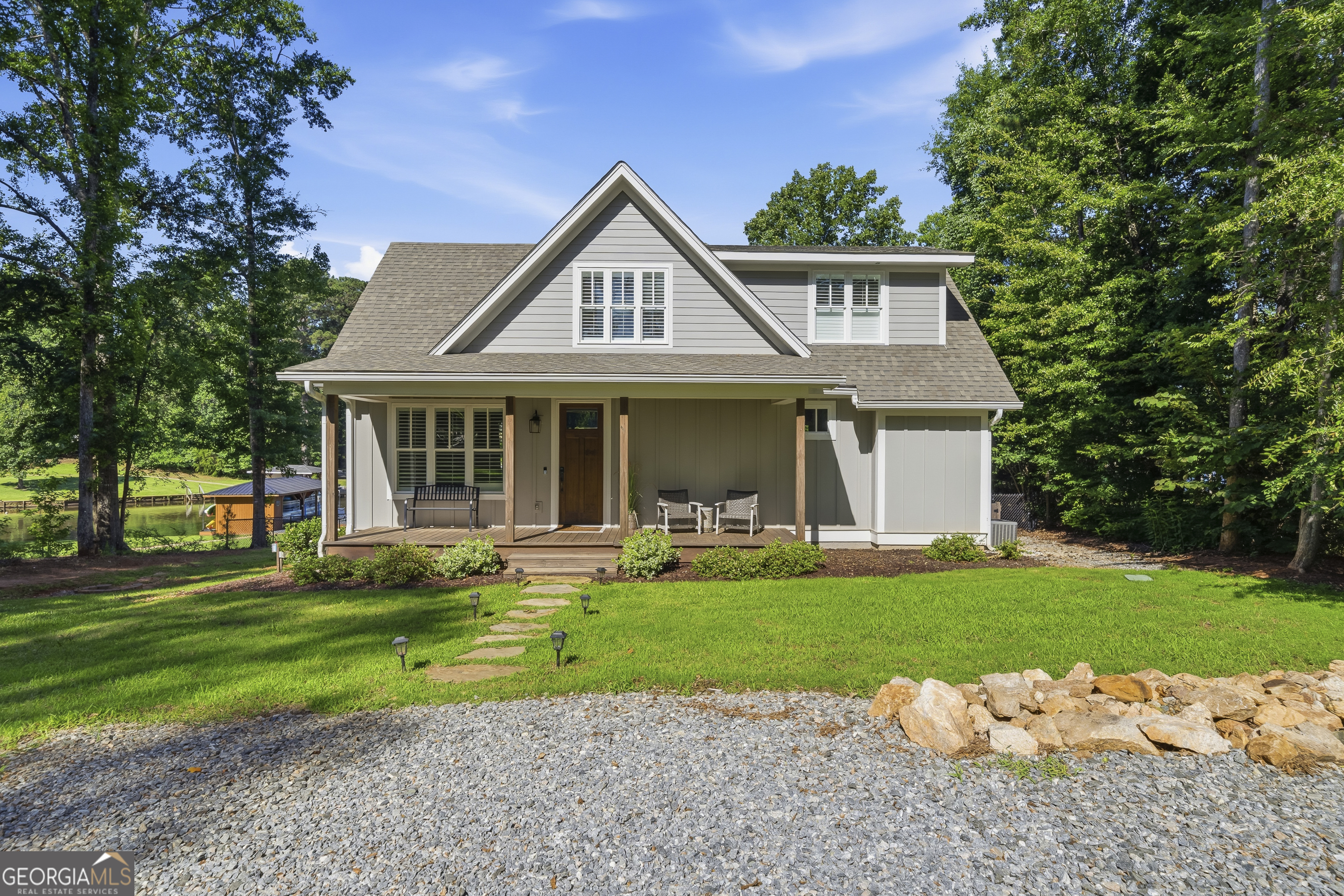110 Harbour Point NW
