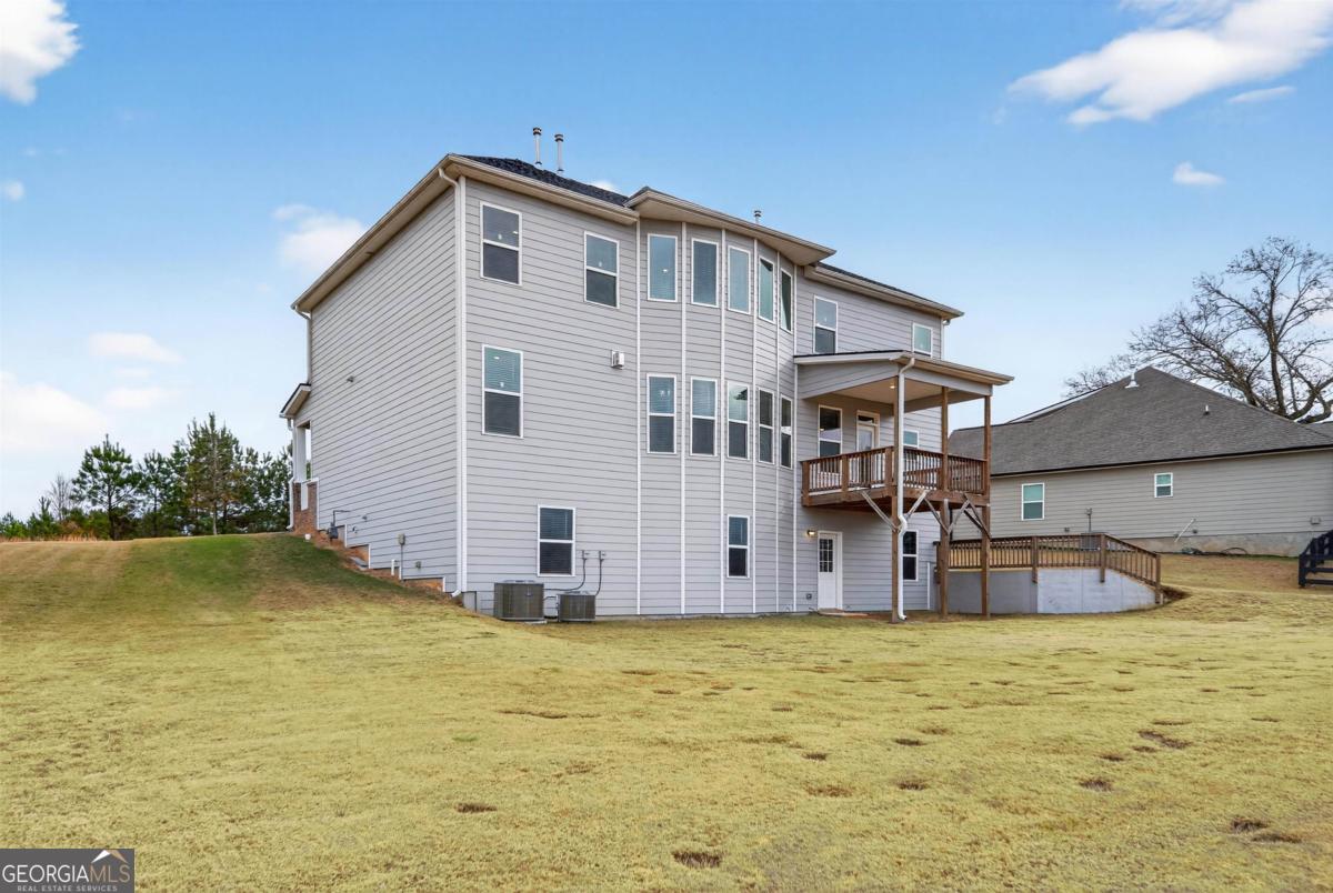 1091 Clubhouse Drive