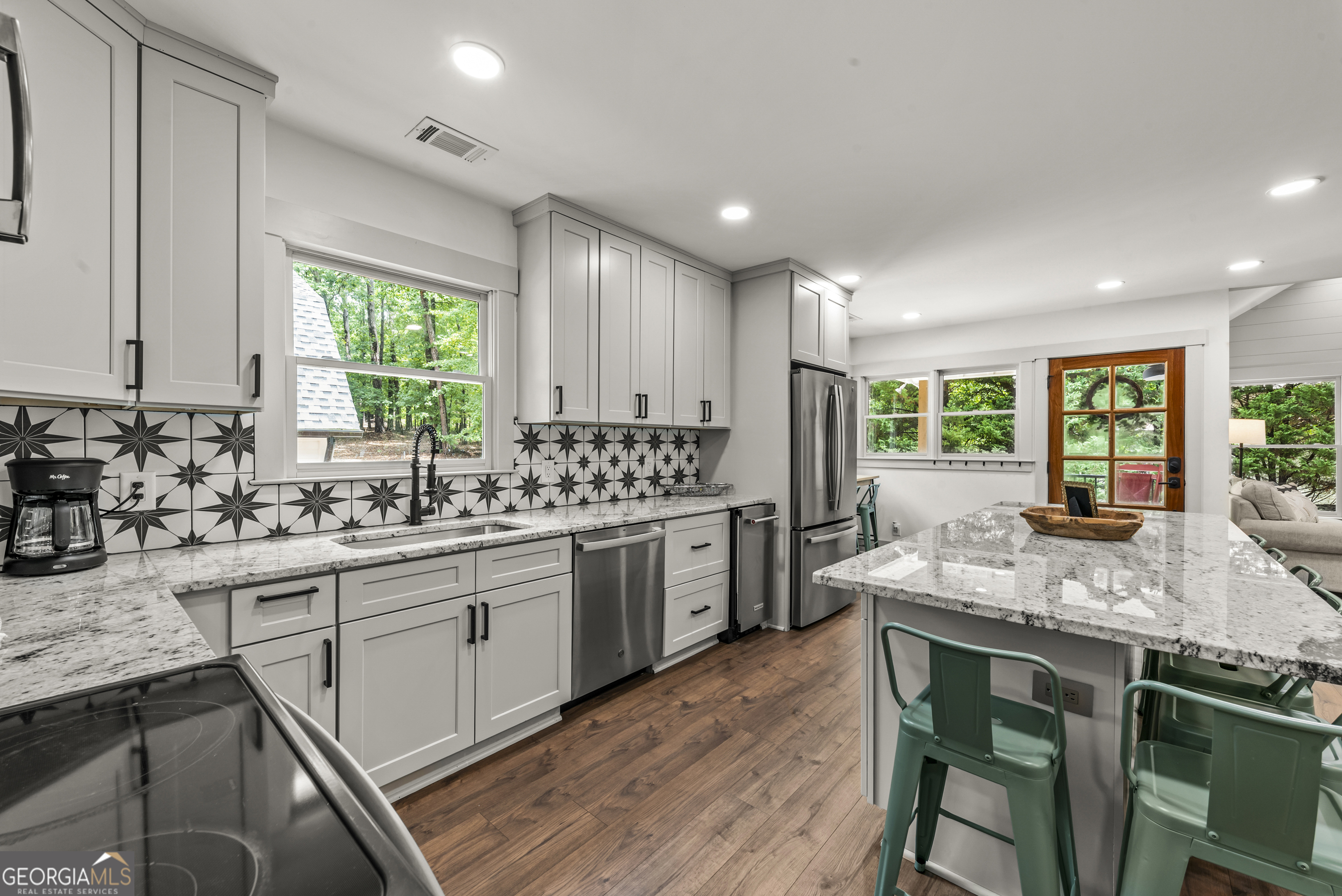 234 Winding River Rd