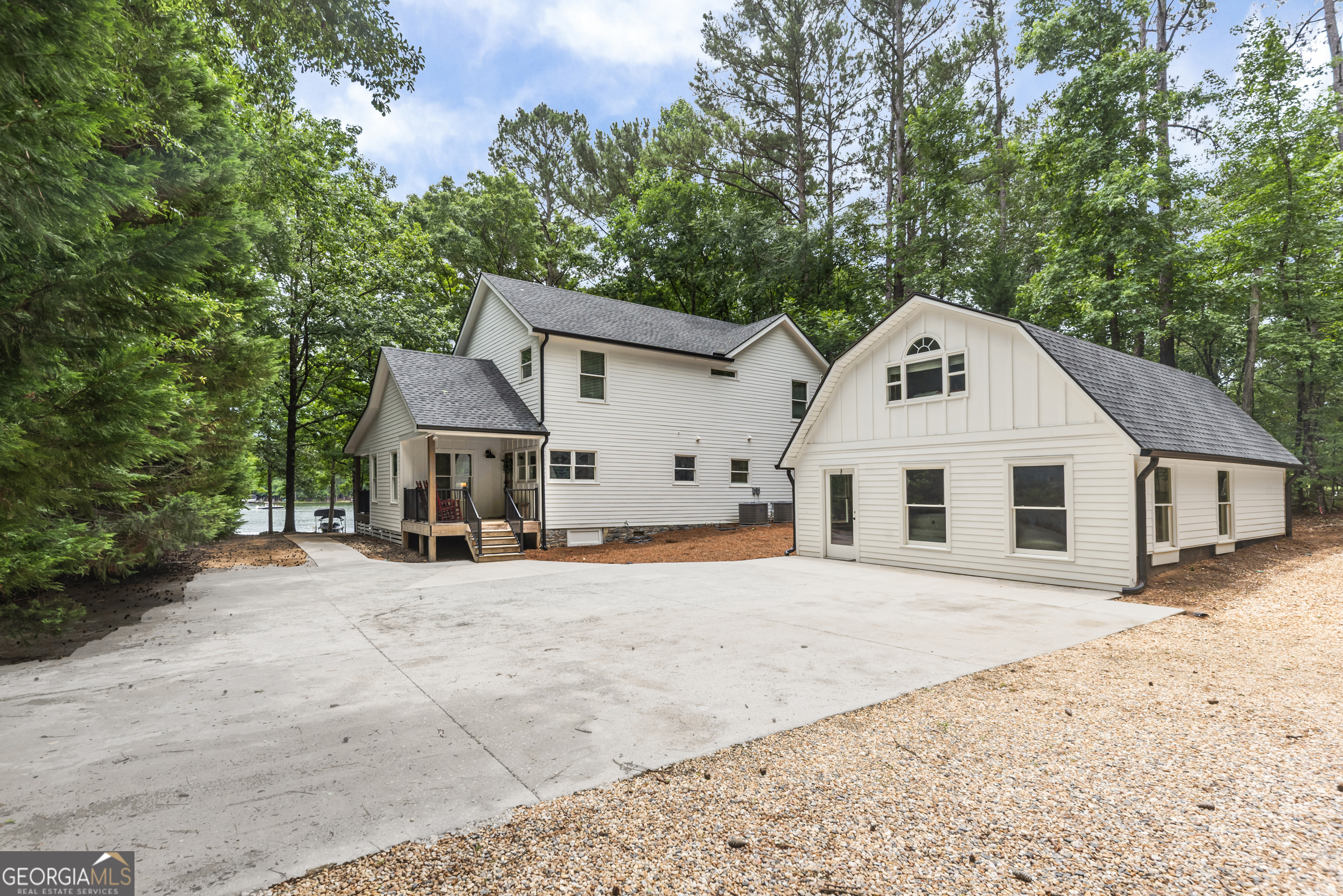 234 Winding River Rd