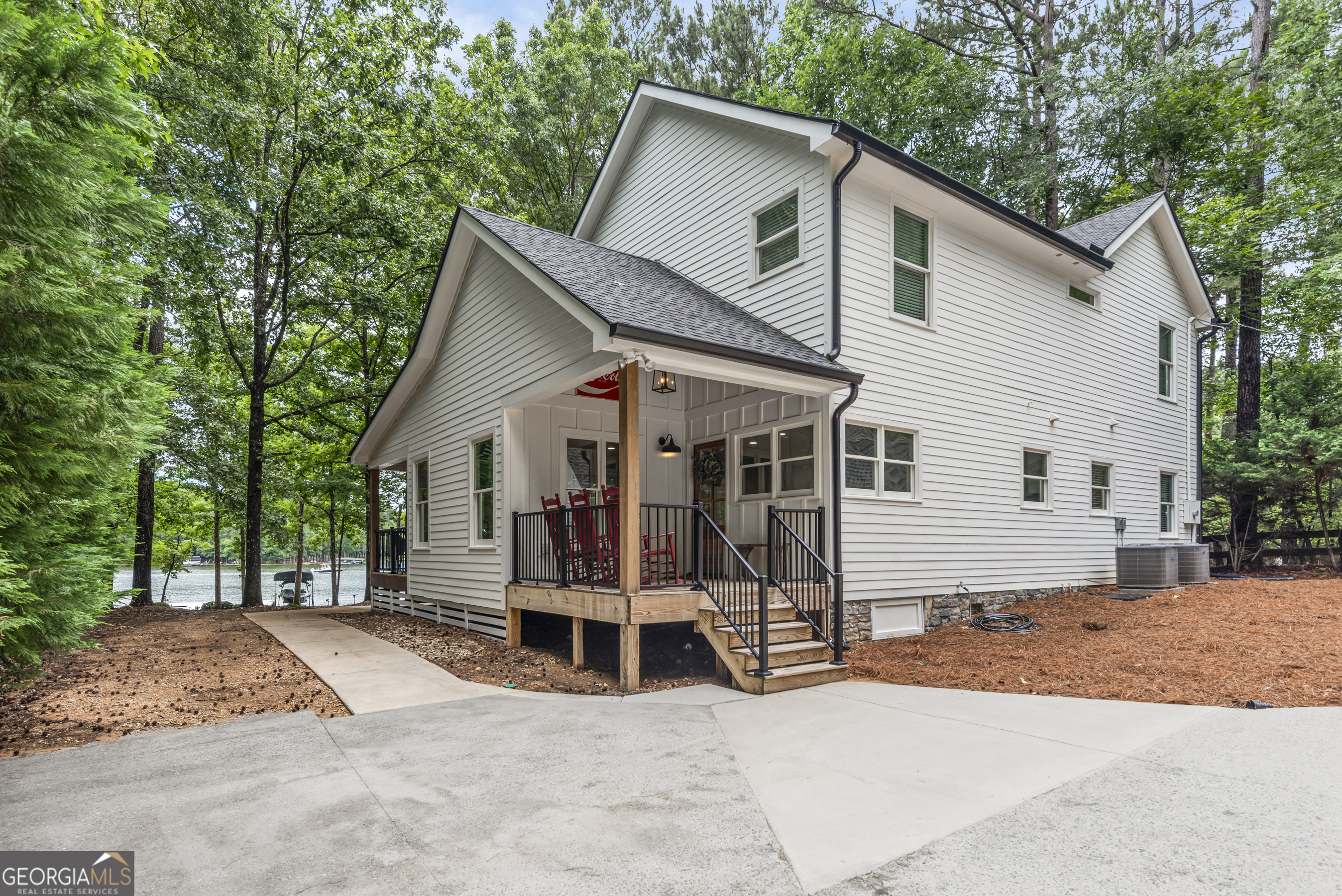 234 Winding River Rd