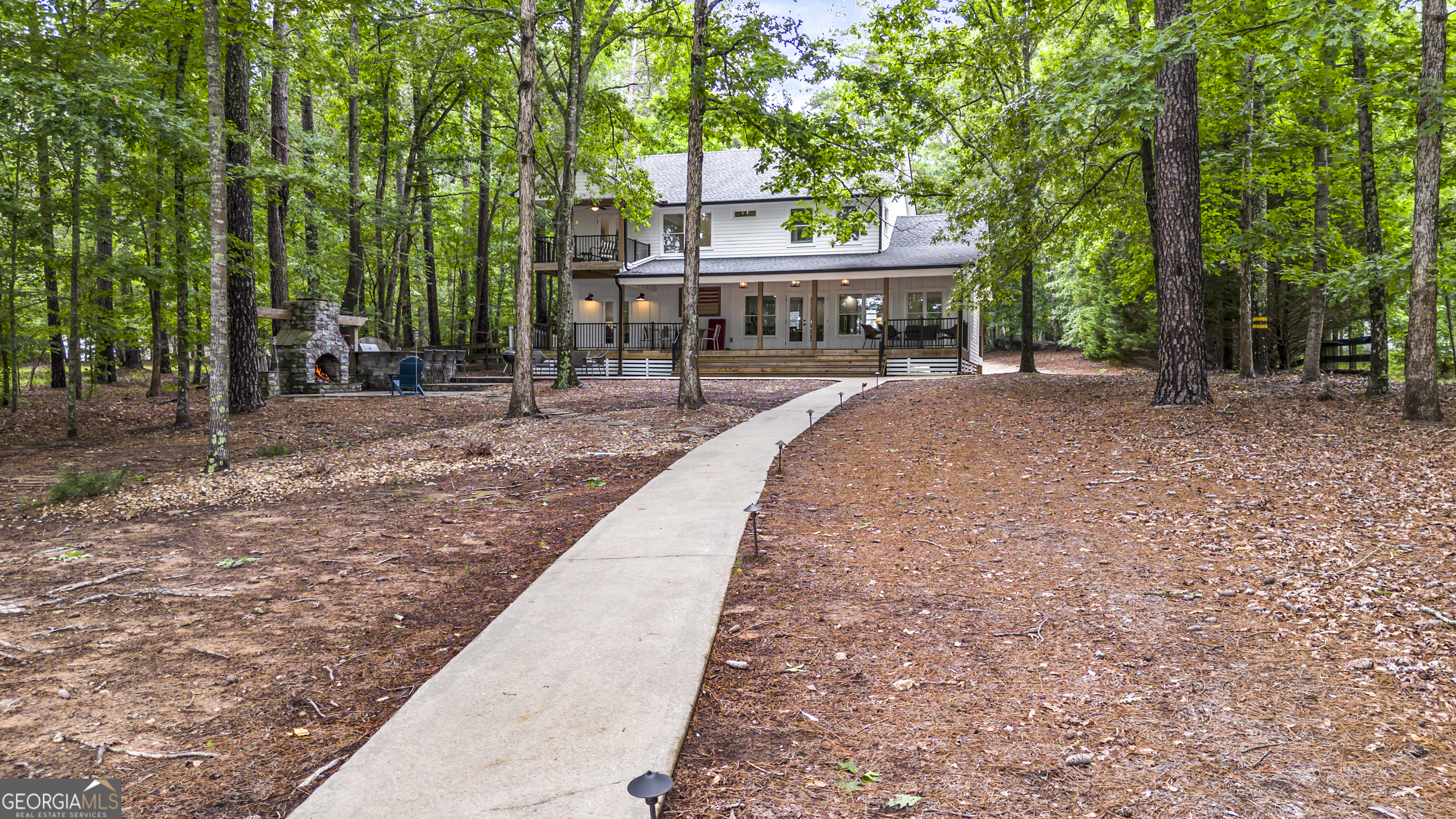234 Winding River Rd