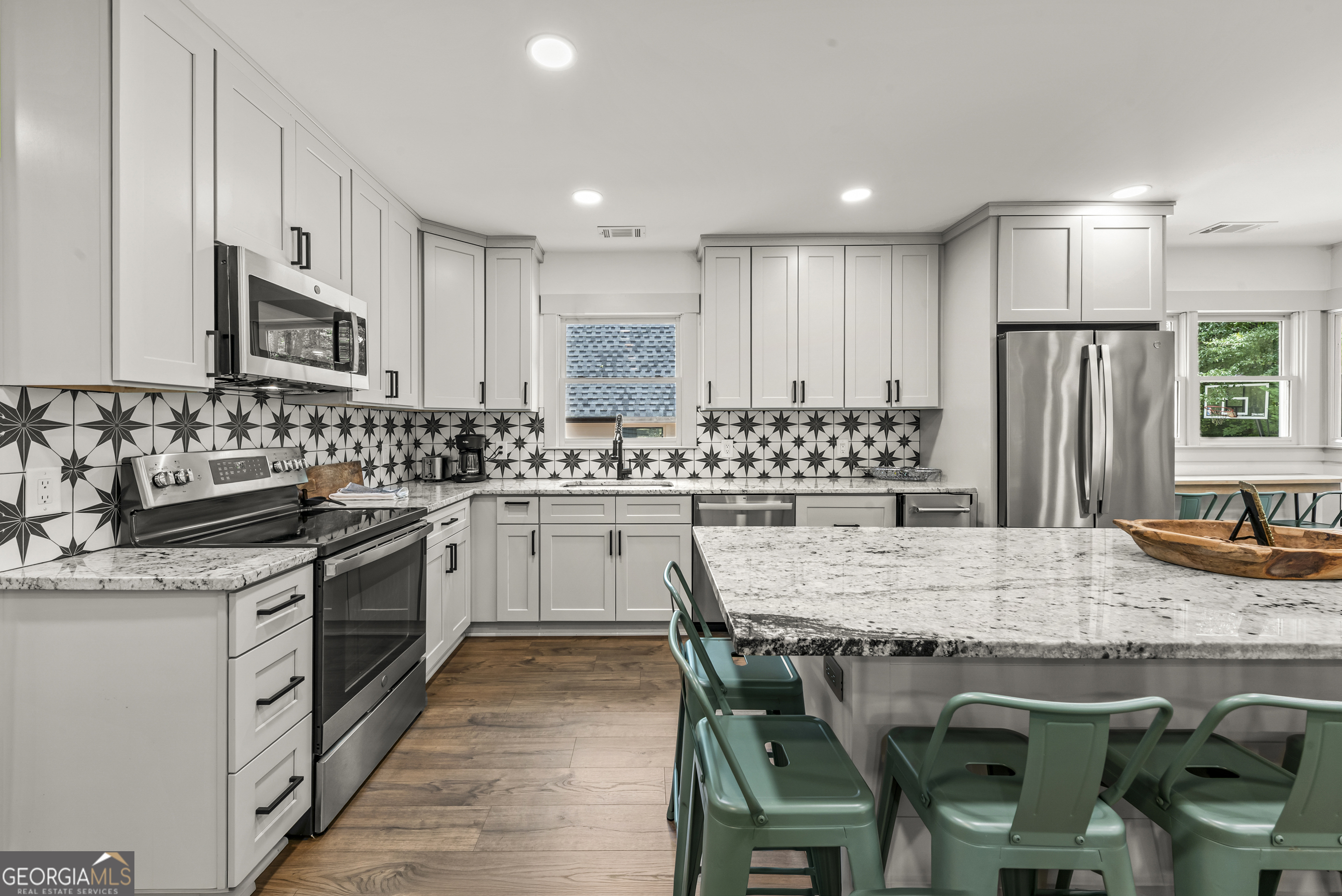 234 Winding River Rd