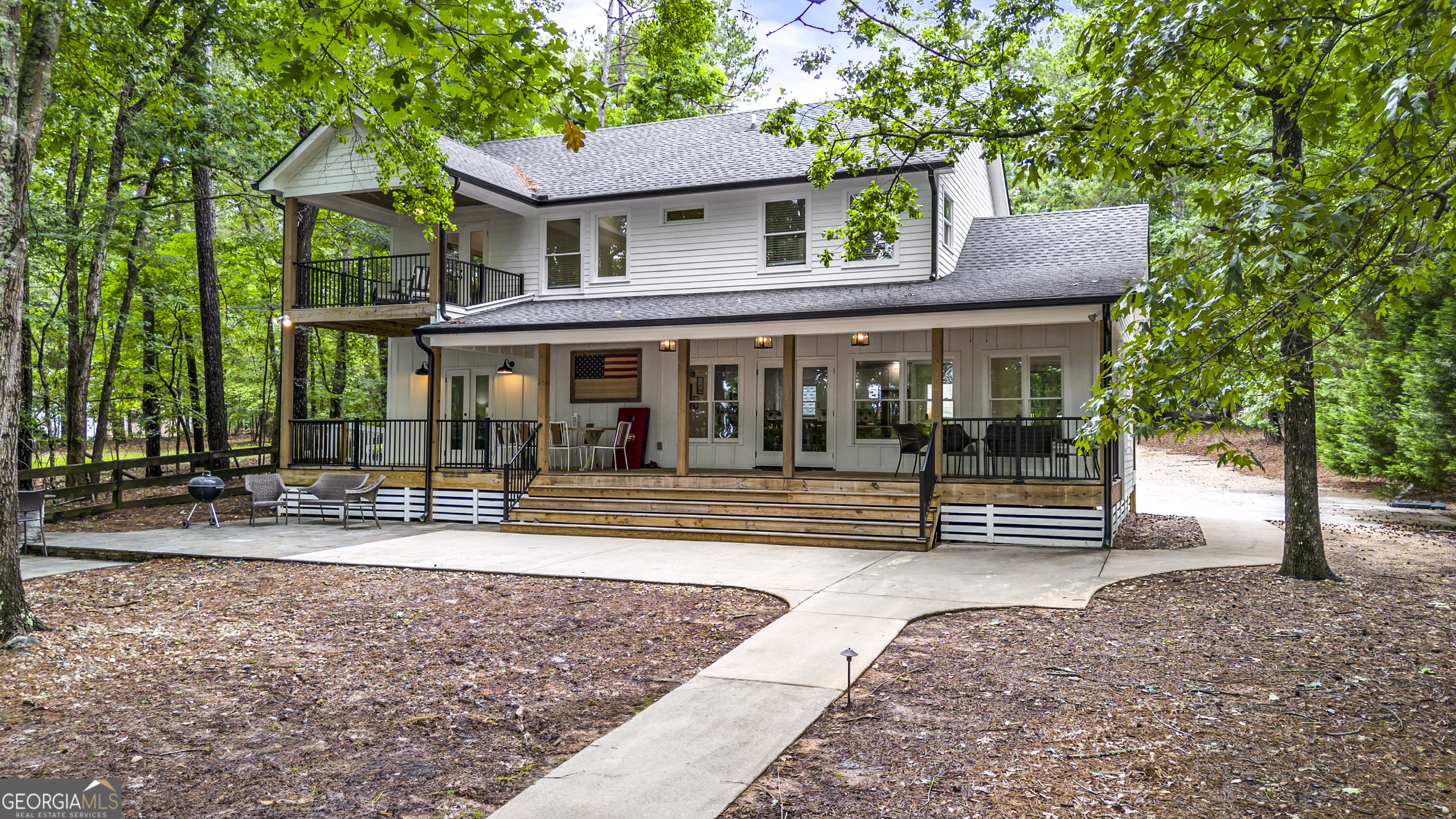 234 Winding River Rd