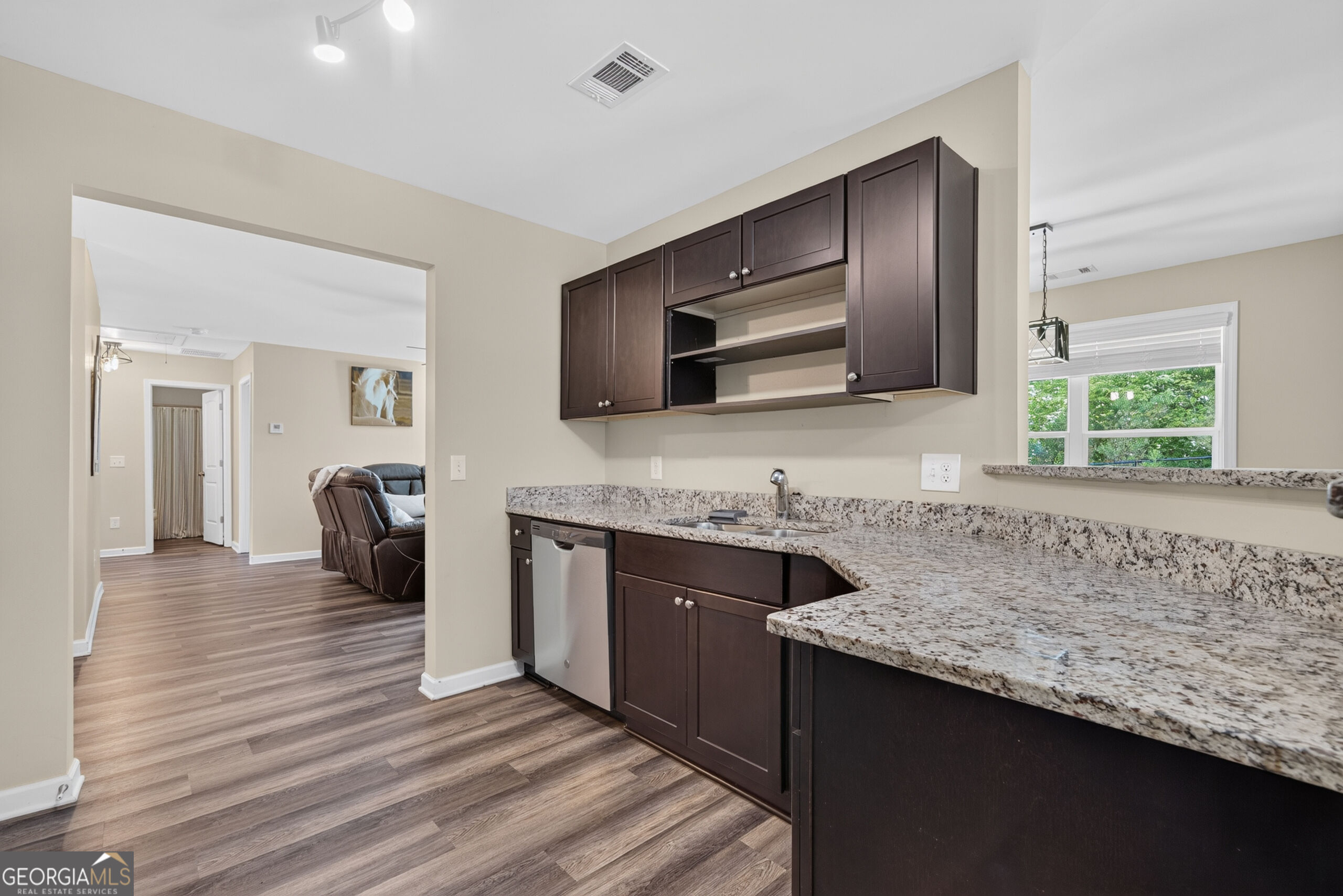 134 Misty Grove Ln