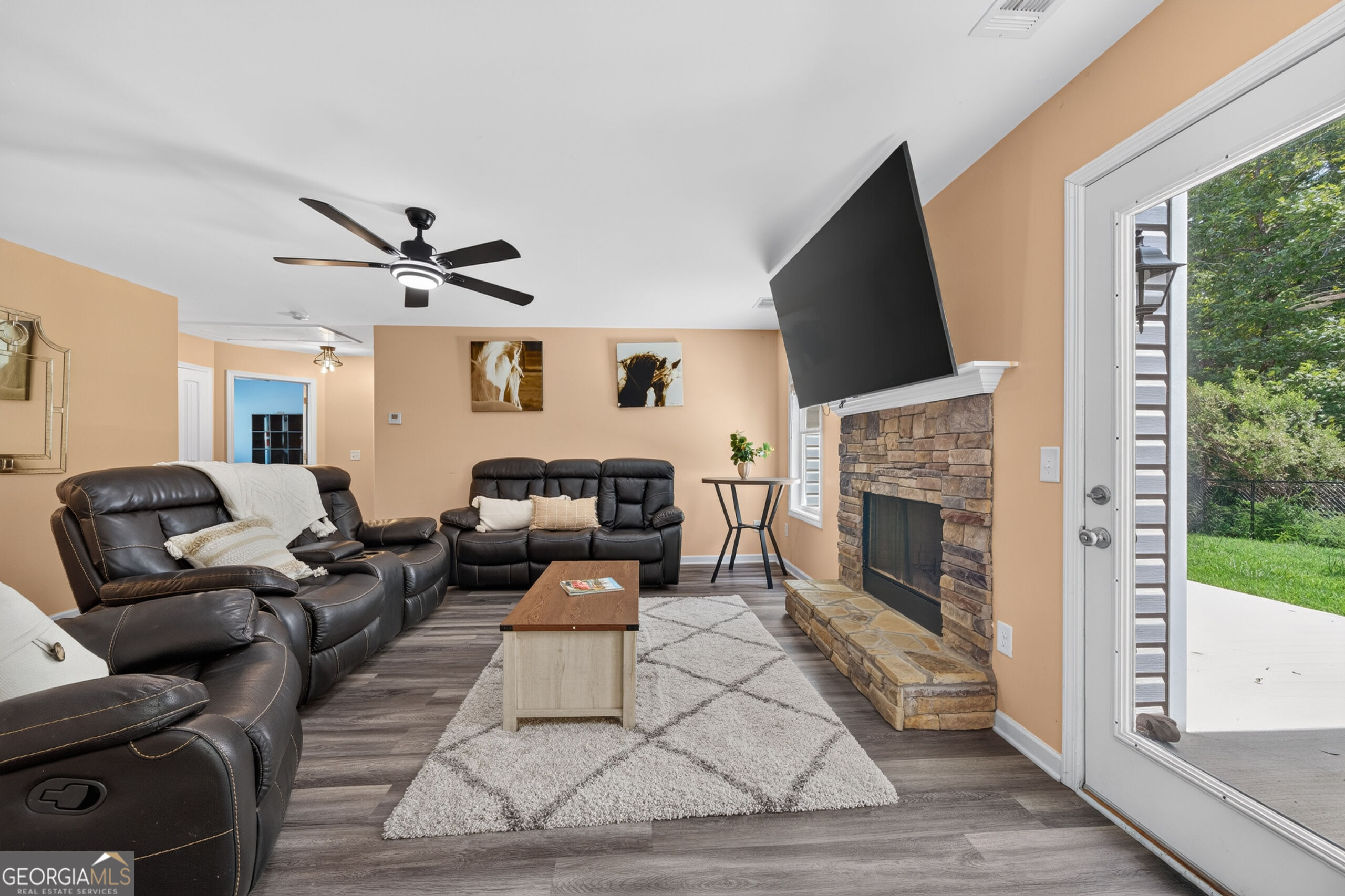 134 Misty Grove Ln