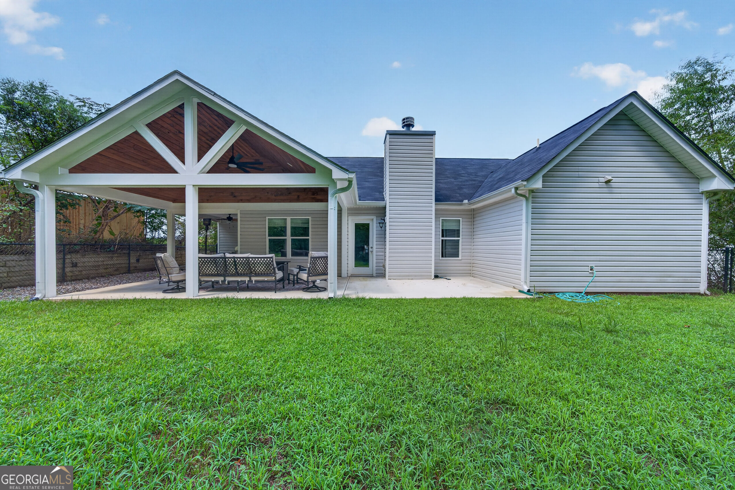 134 Misty Grove Ln