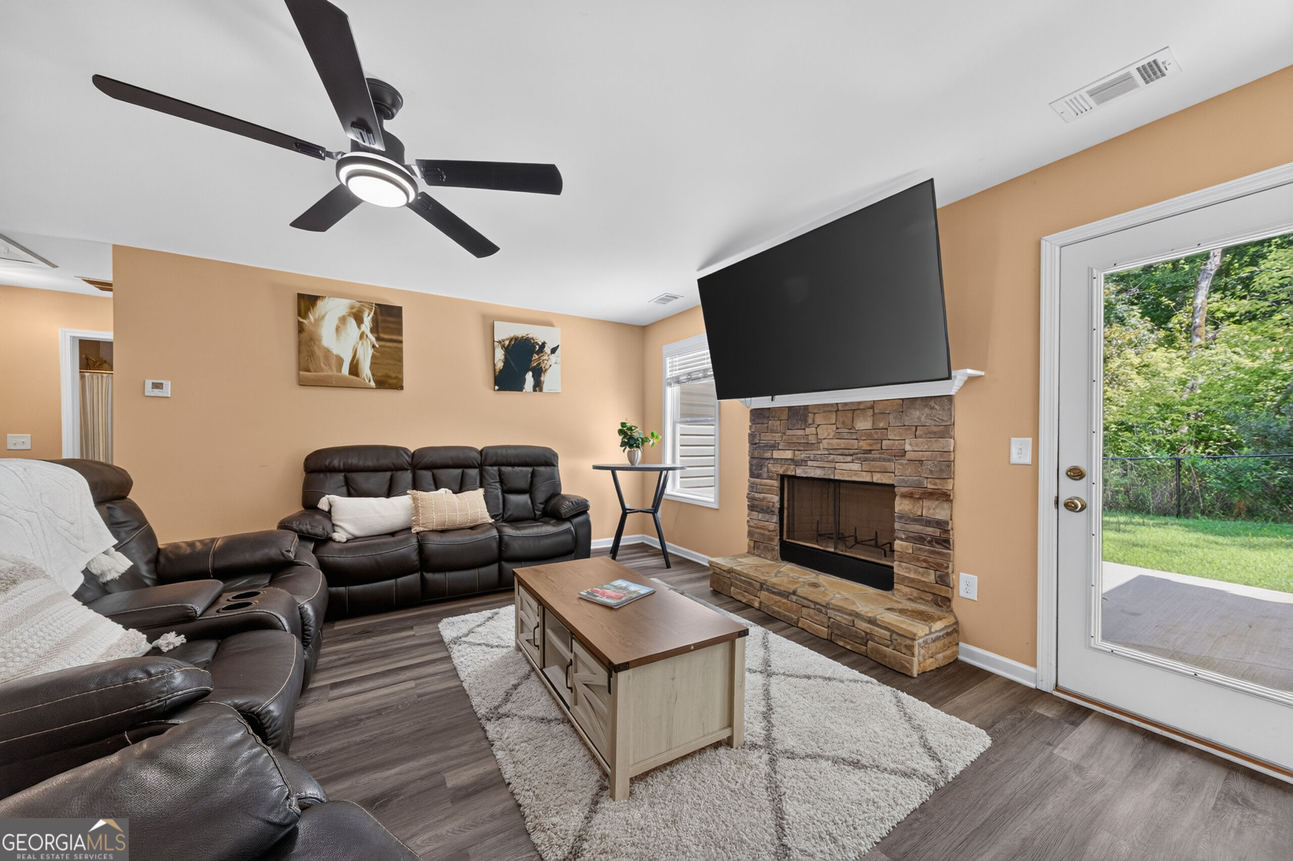134 Misty Grove Ln