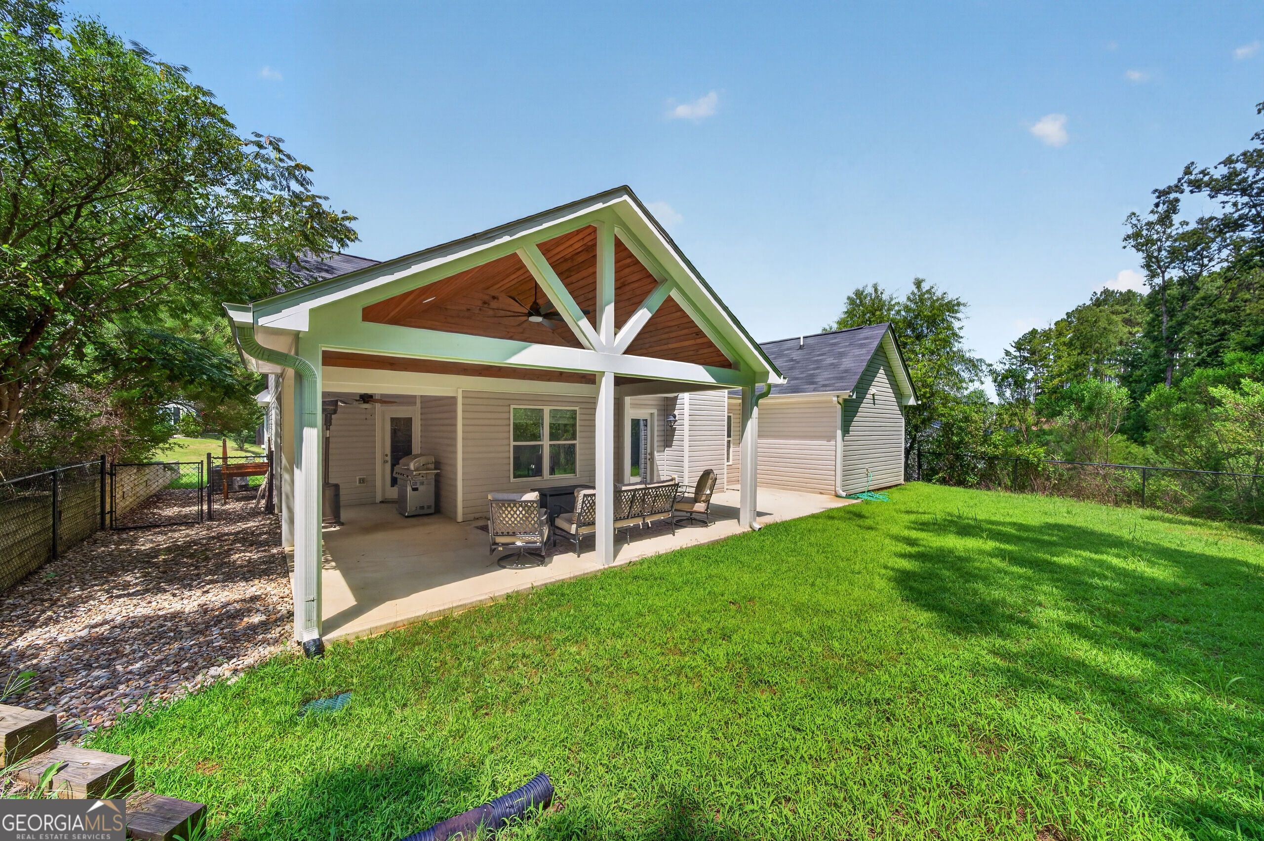 134 Misty Grove Ln