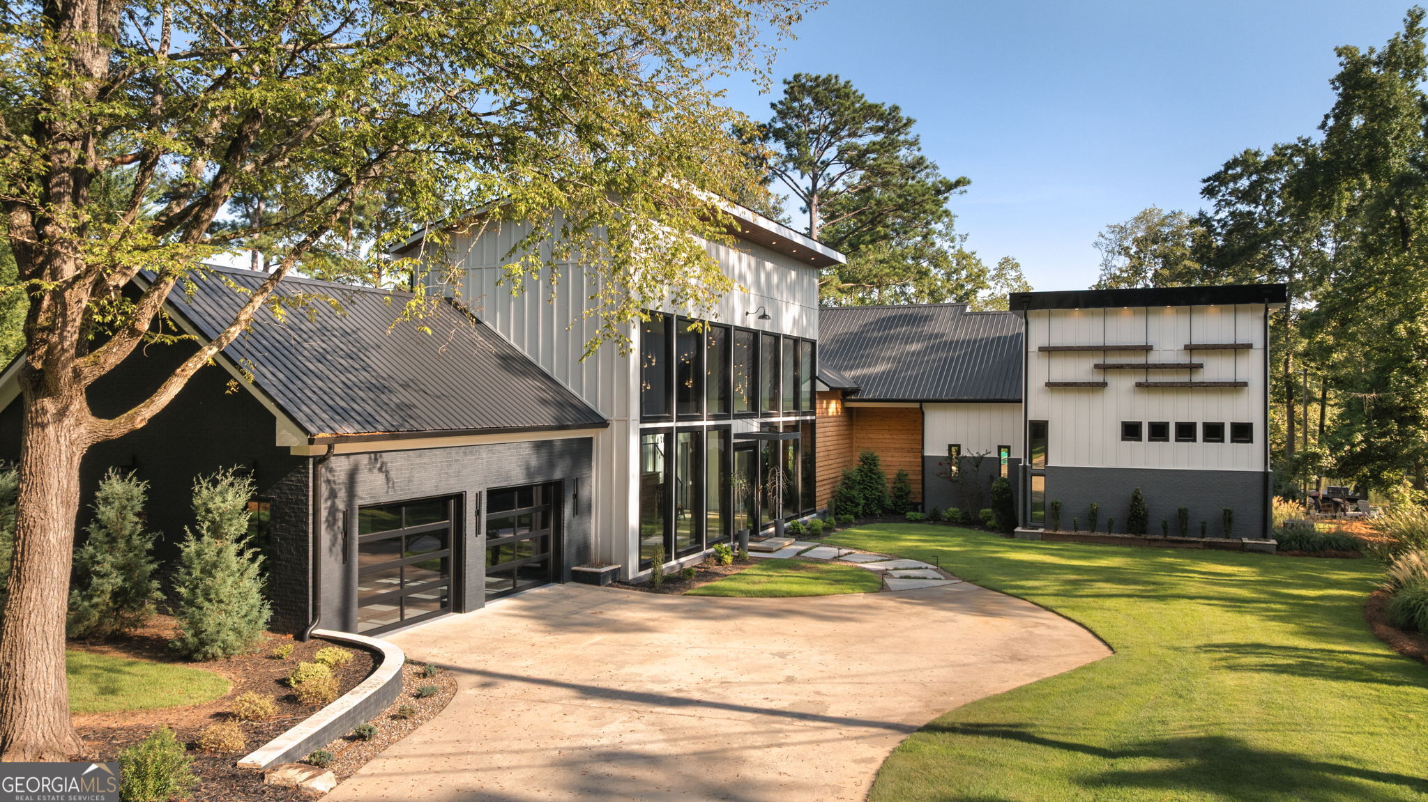 298 W River Bend Drive