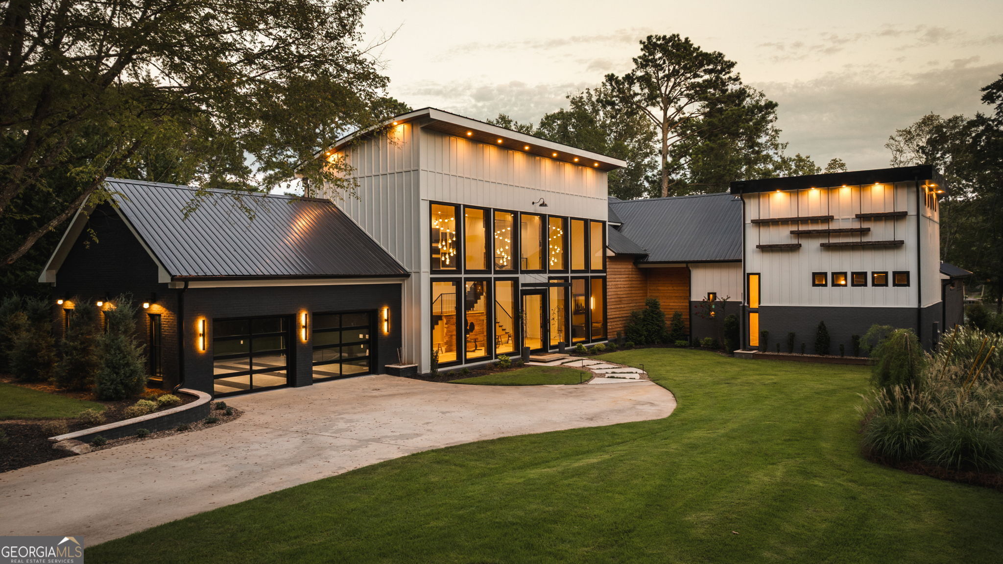 298 W River Bend Drive