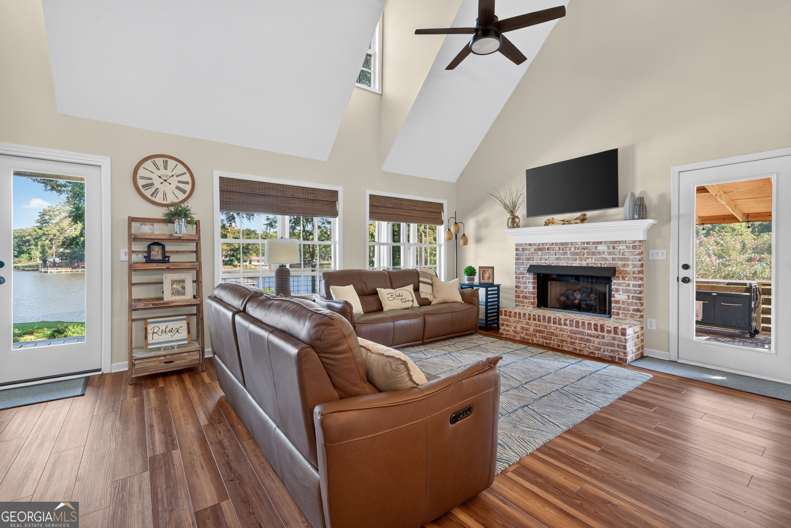 1094 Crooked Creek Road