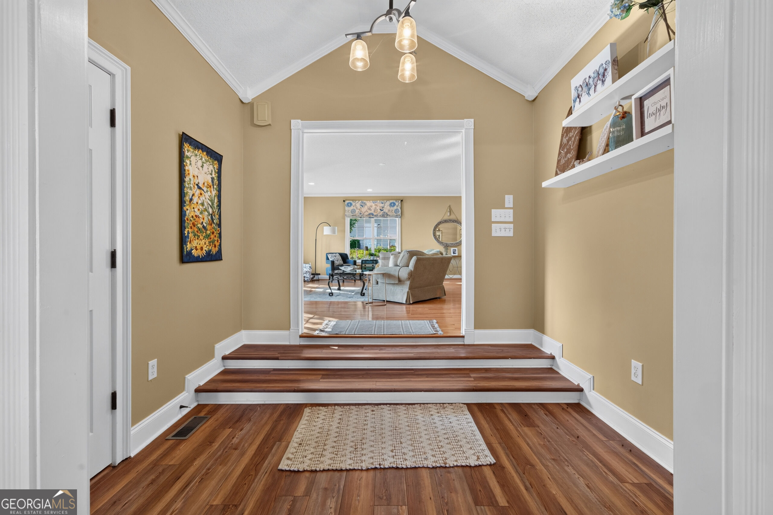 1094 Crooked Creek Road