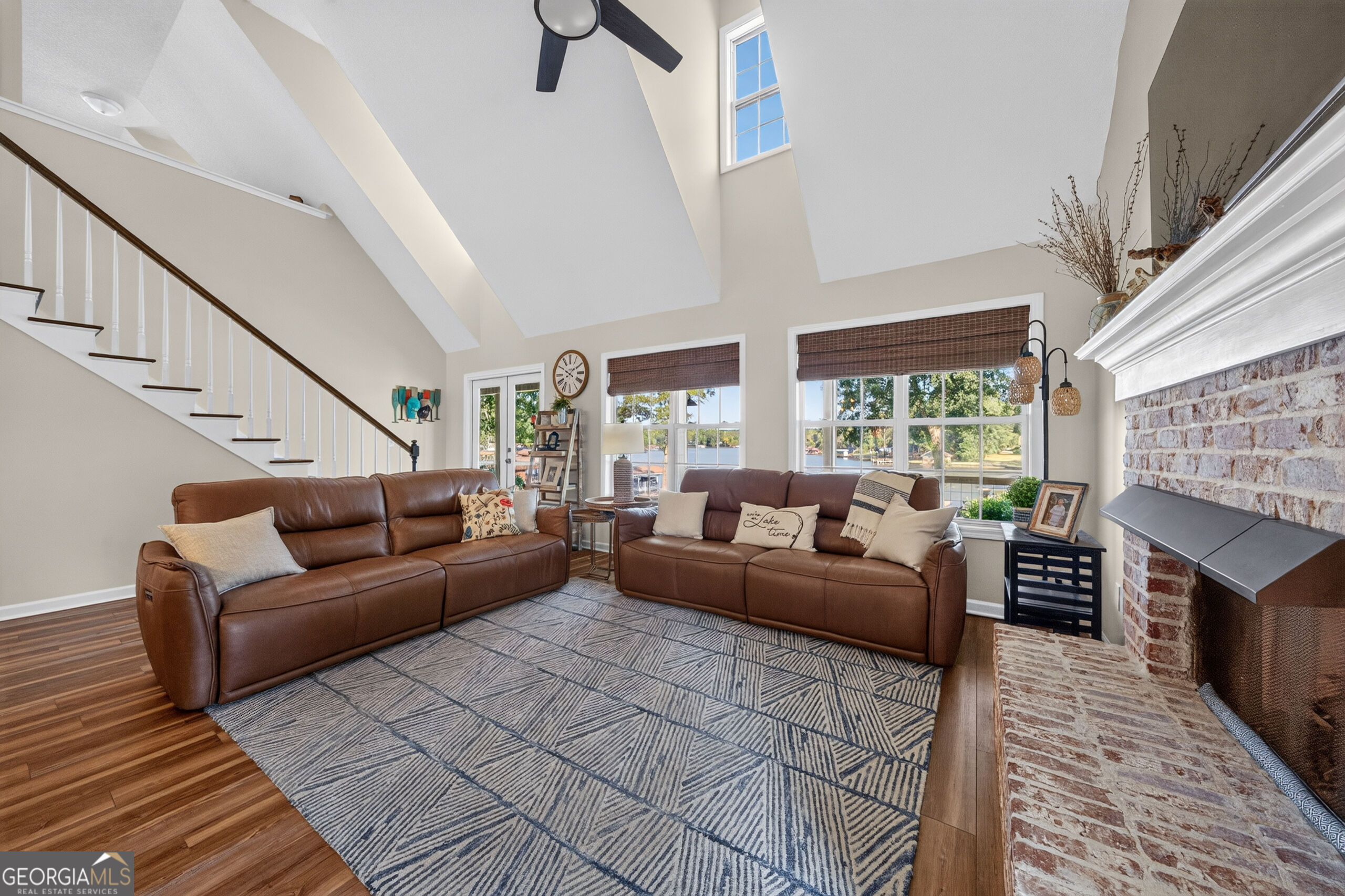 1094 Crooked Creek Road