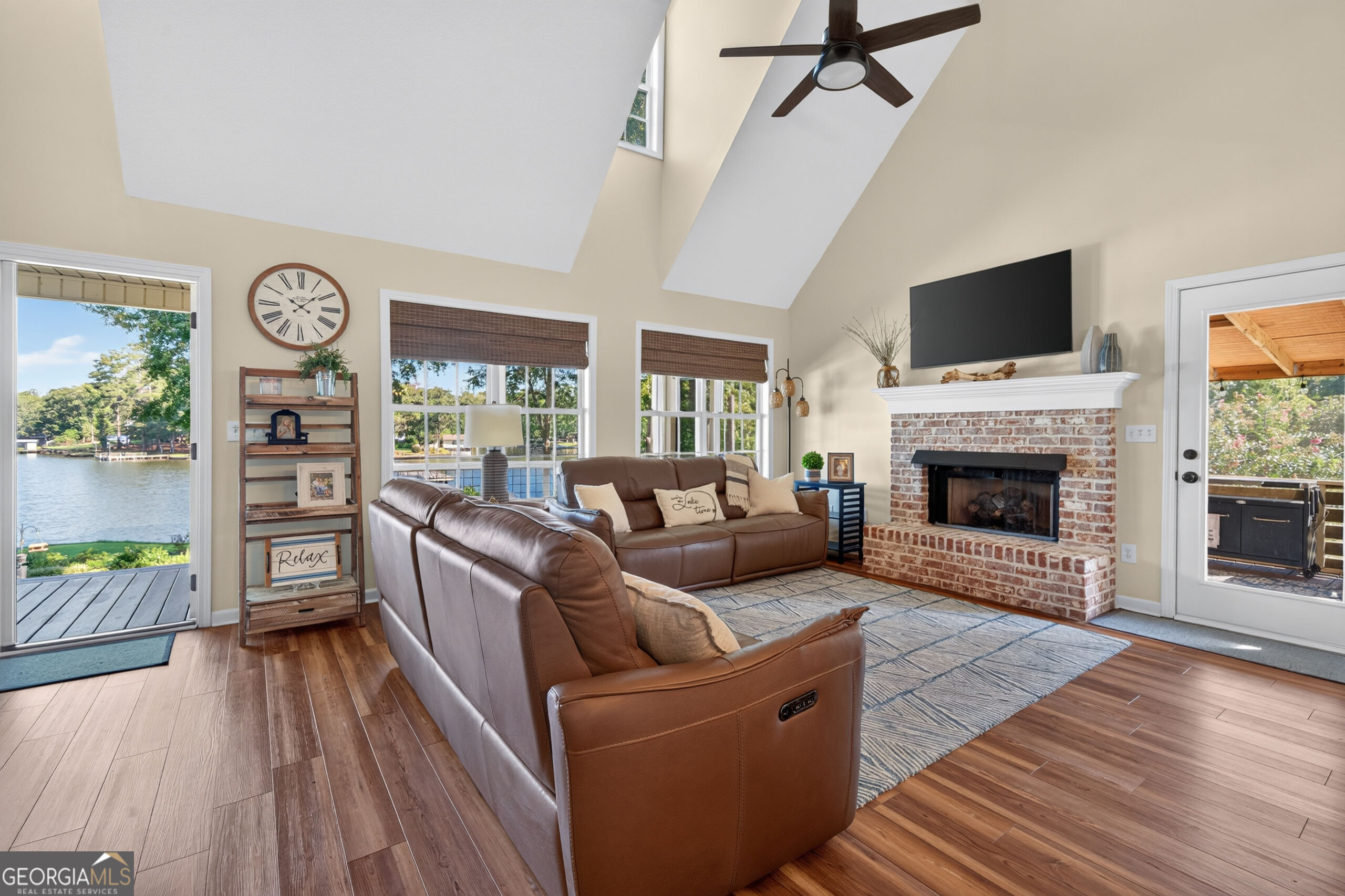 1094 Crooked Creek Road