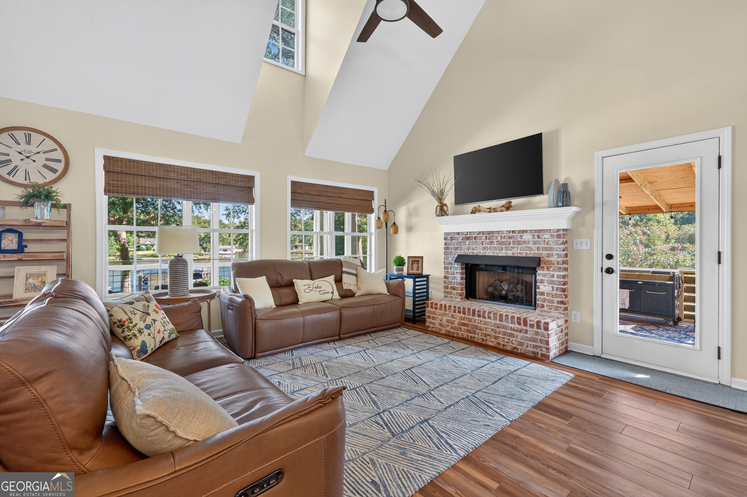 1094 Crooked Creek Road