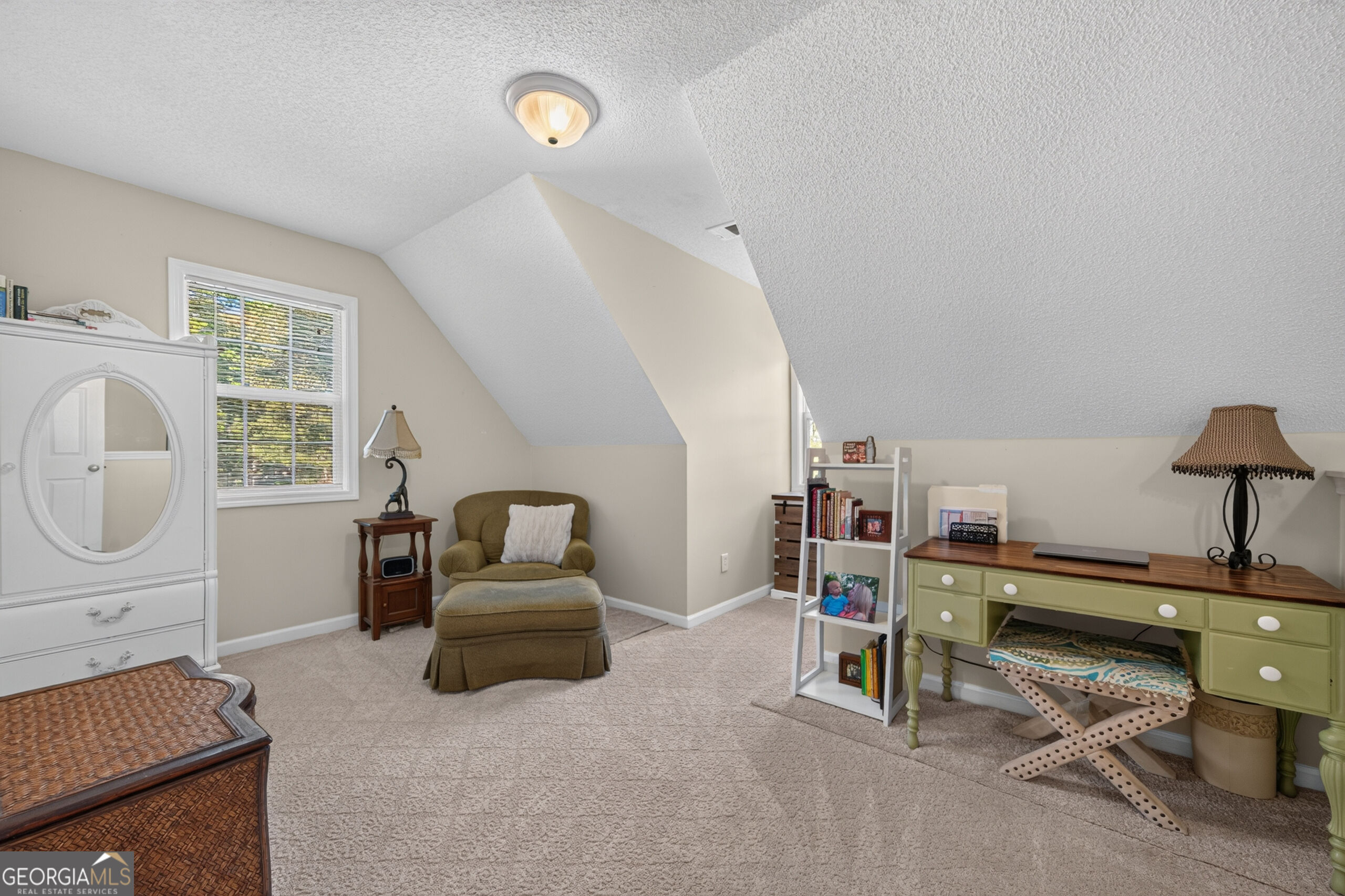 1094 Crooked Creek Road