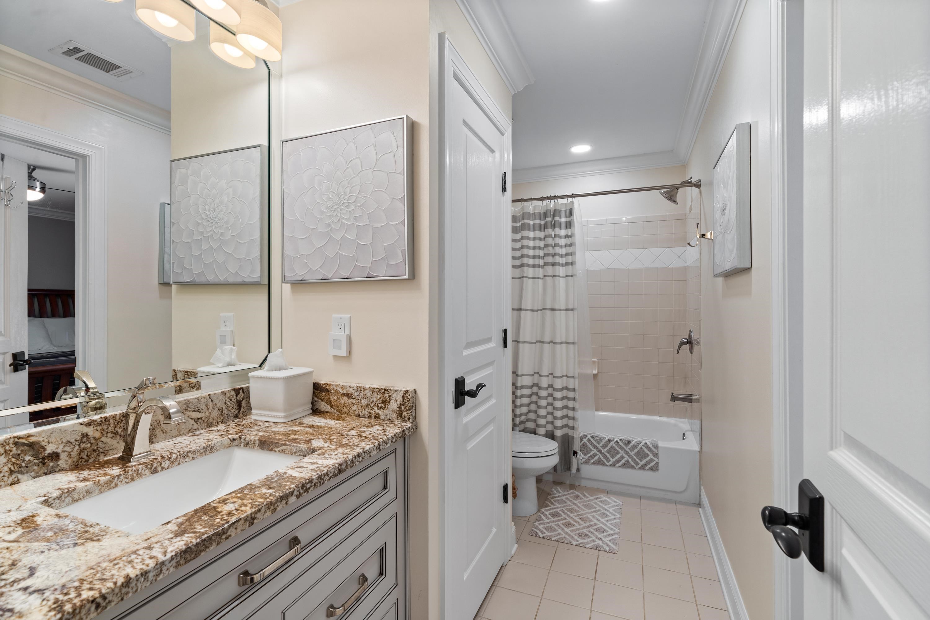 301B W LAKEVIEW DRIVE