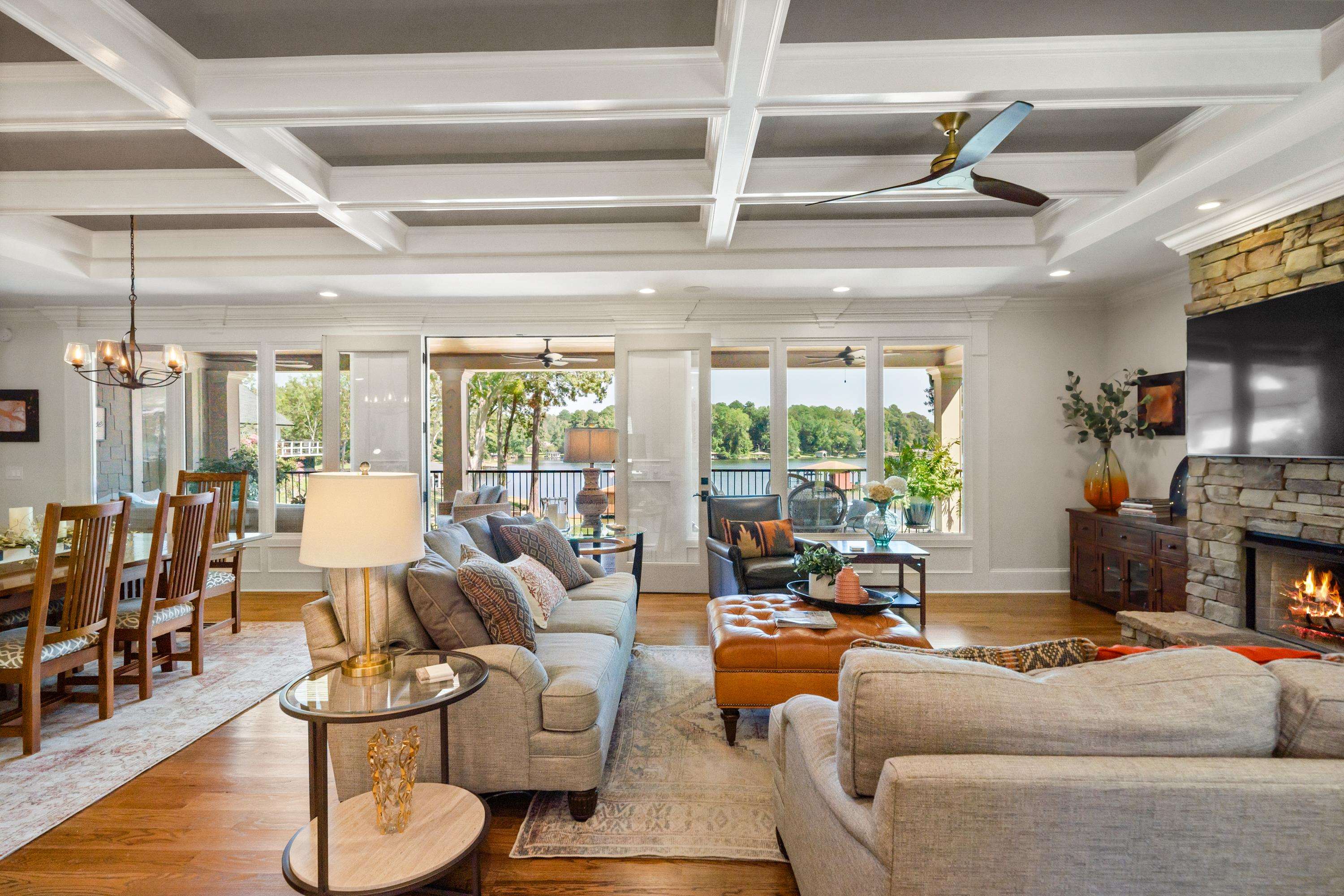 301B W LAKEVIEW DRIVE