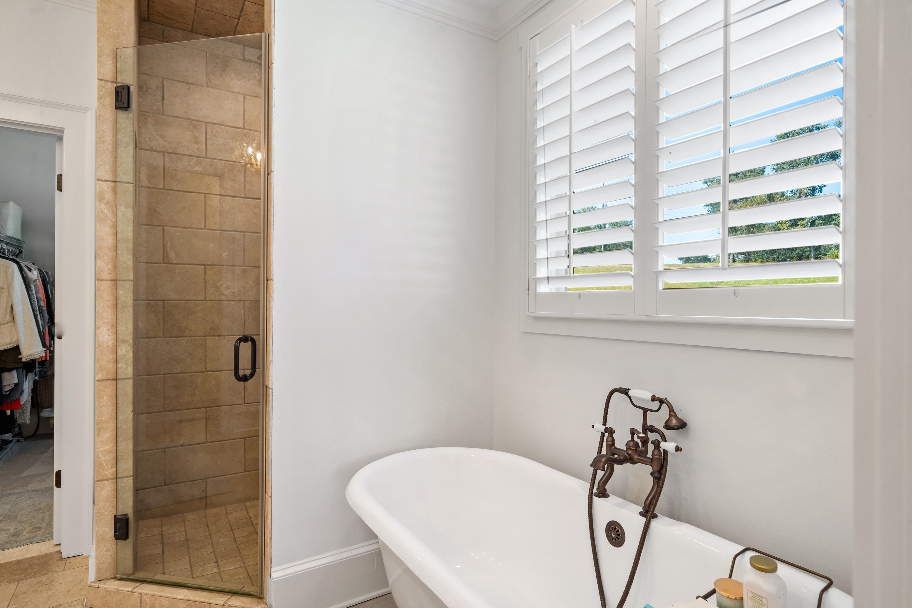 301B W LAKEVIEW DRIVE