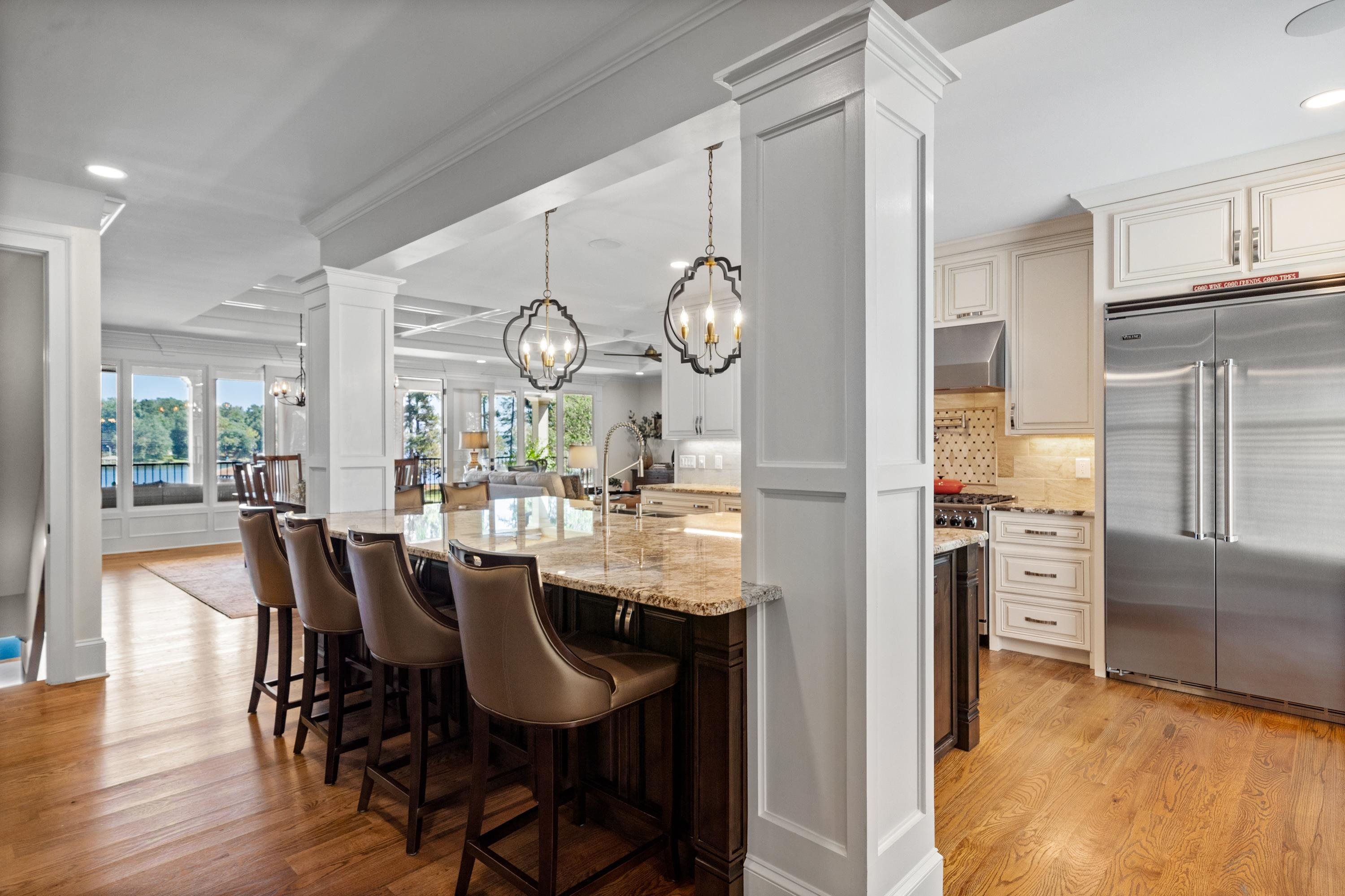 301B W LAKEVIEW DRIVE