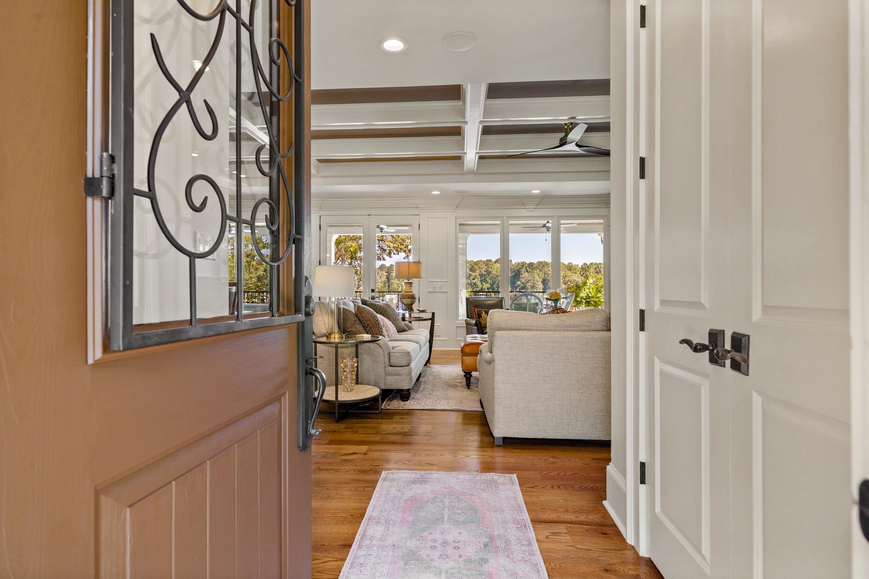 301B W LAKEVIEW DRIVE