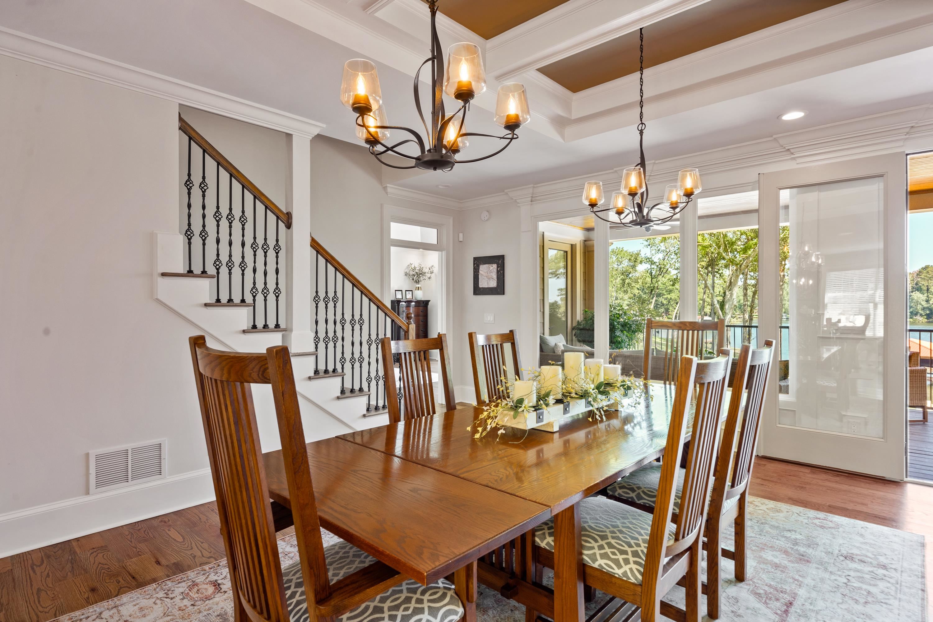 301B W LAKEVIEW DRIVE