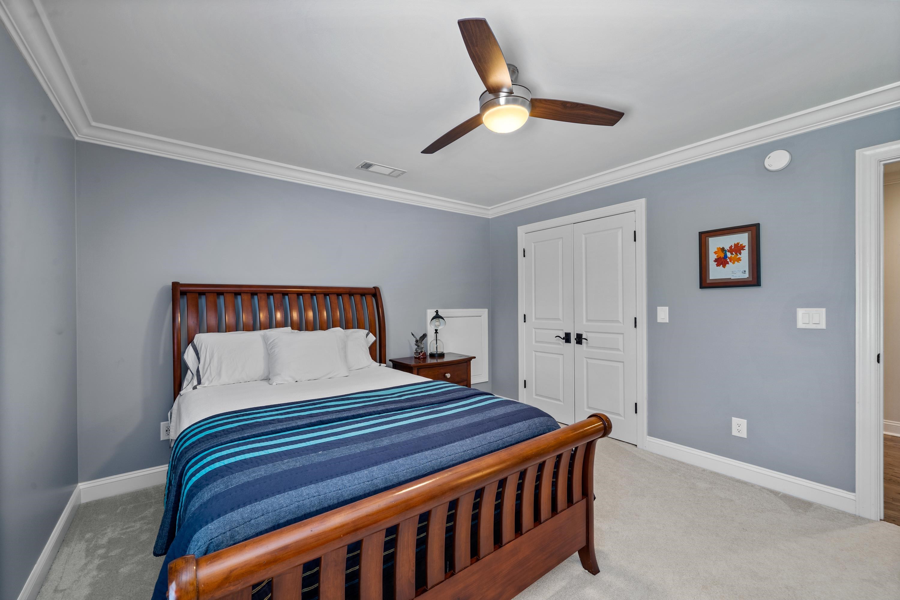 301B W LAKEVIEW DRIVE