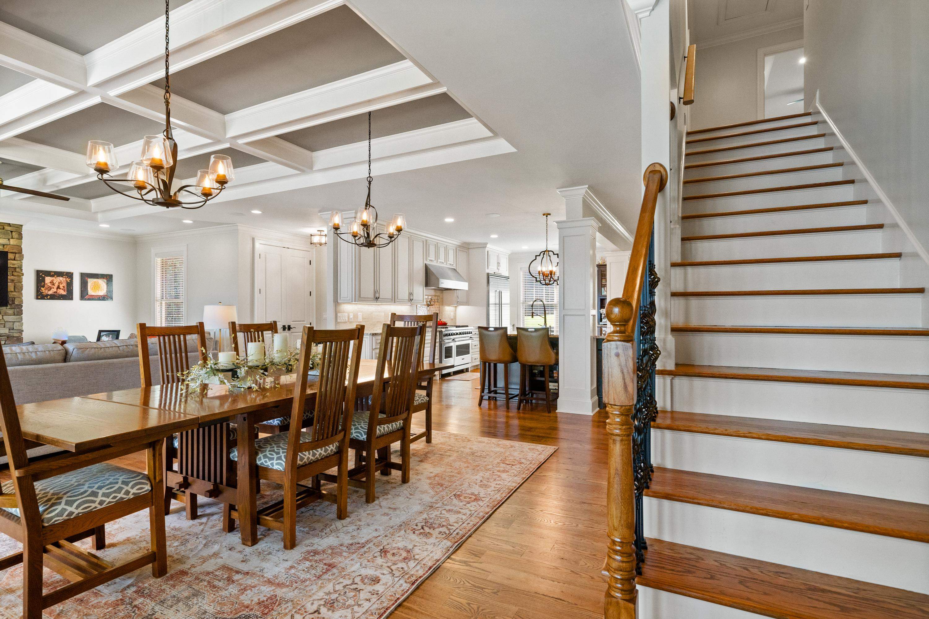 301B W LAKEVIEW DRIVE