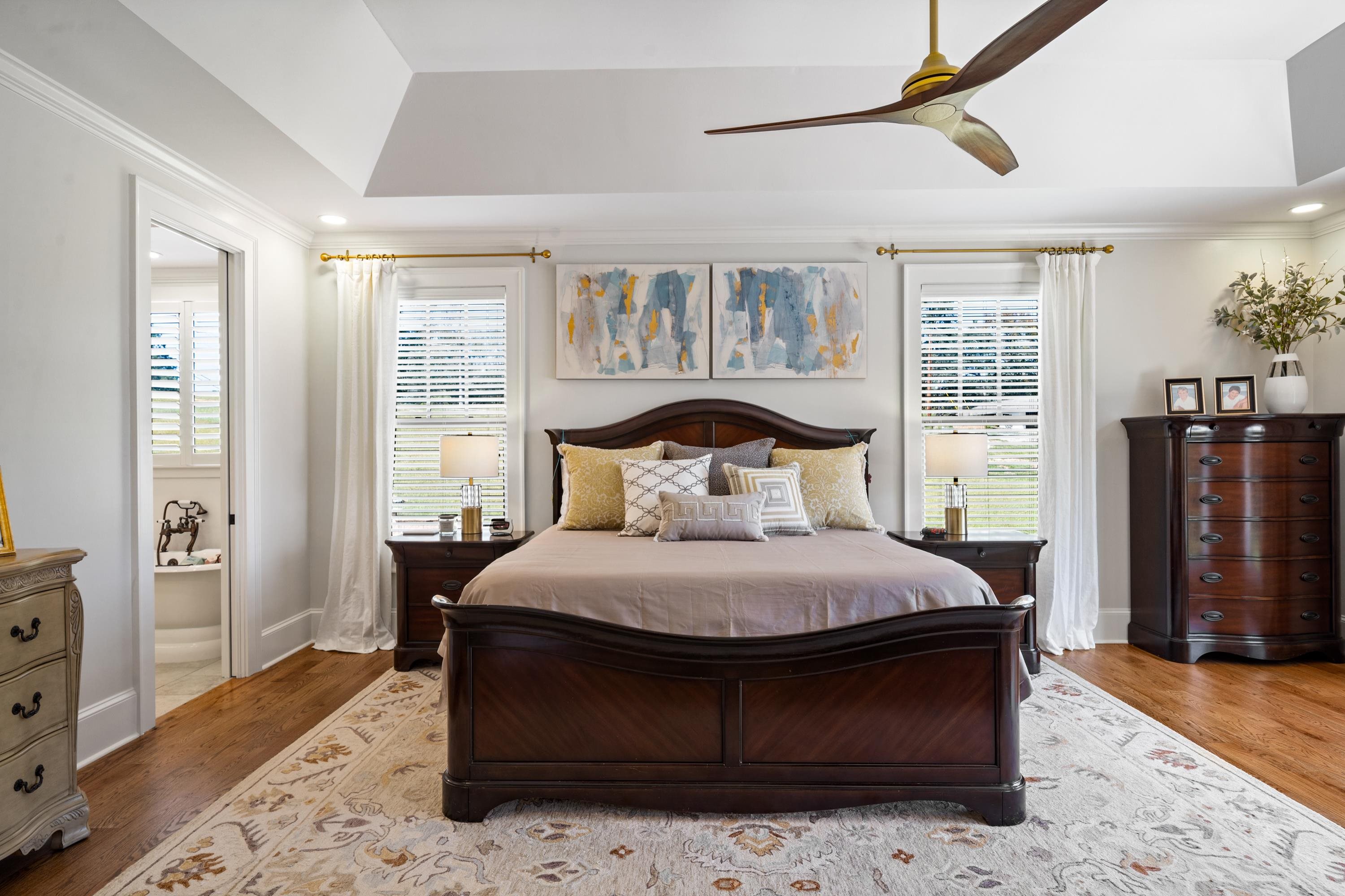 301B W LAKEVIEW DRIVE