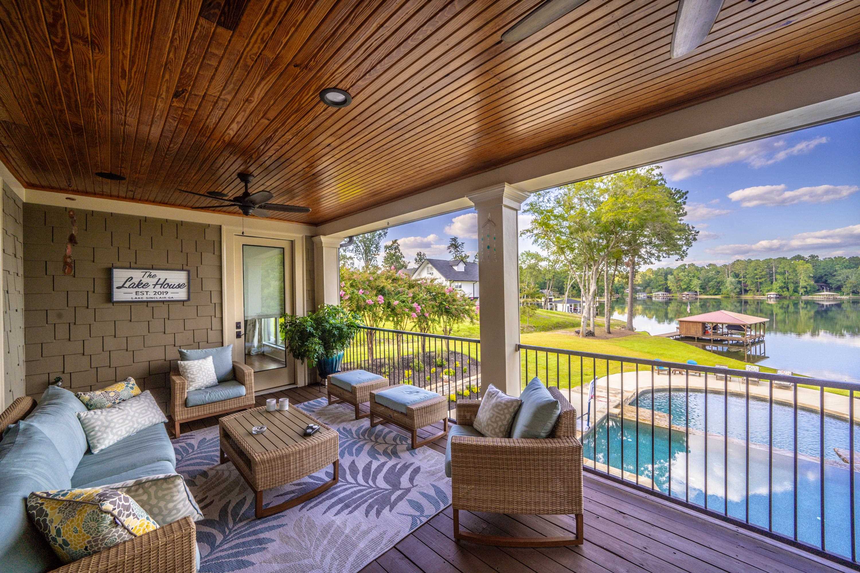 301B W LAKEVIEW DRIVE