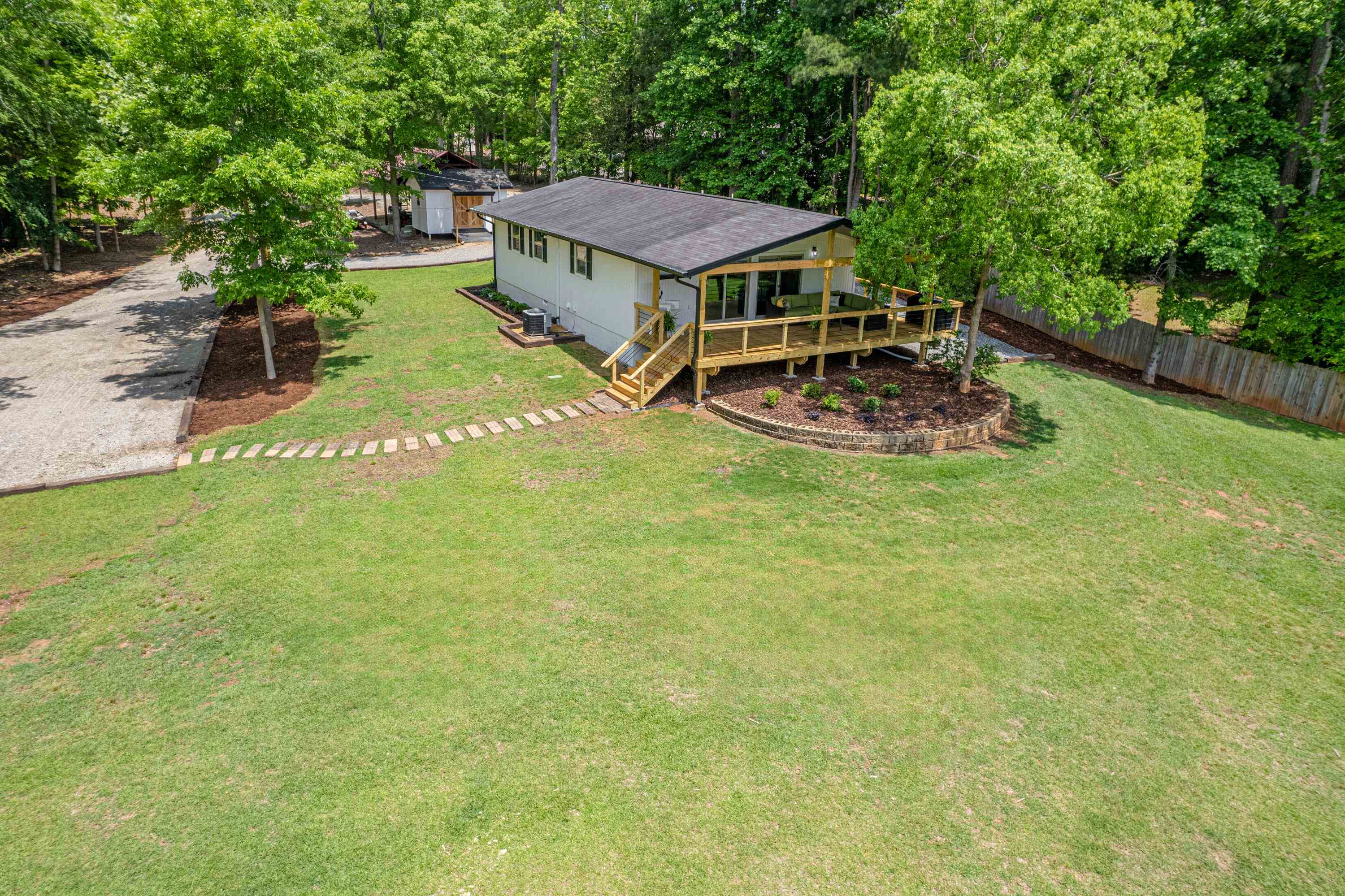118 TURTLE COURT