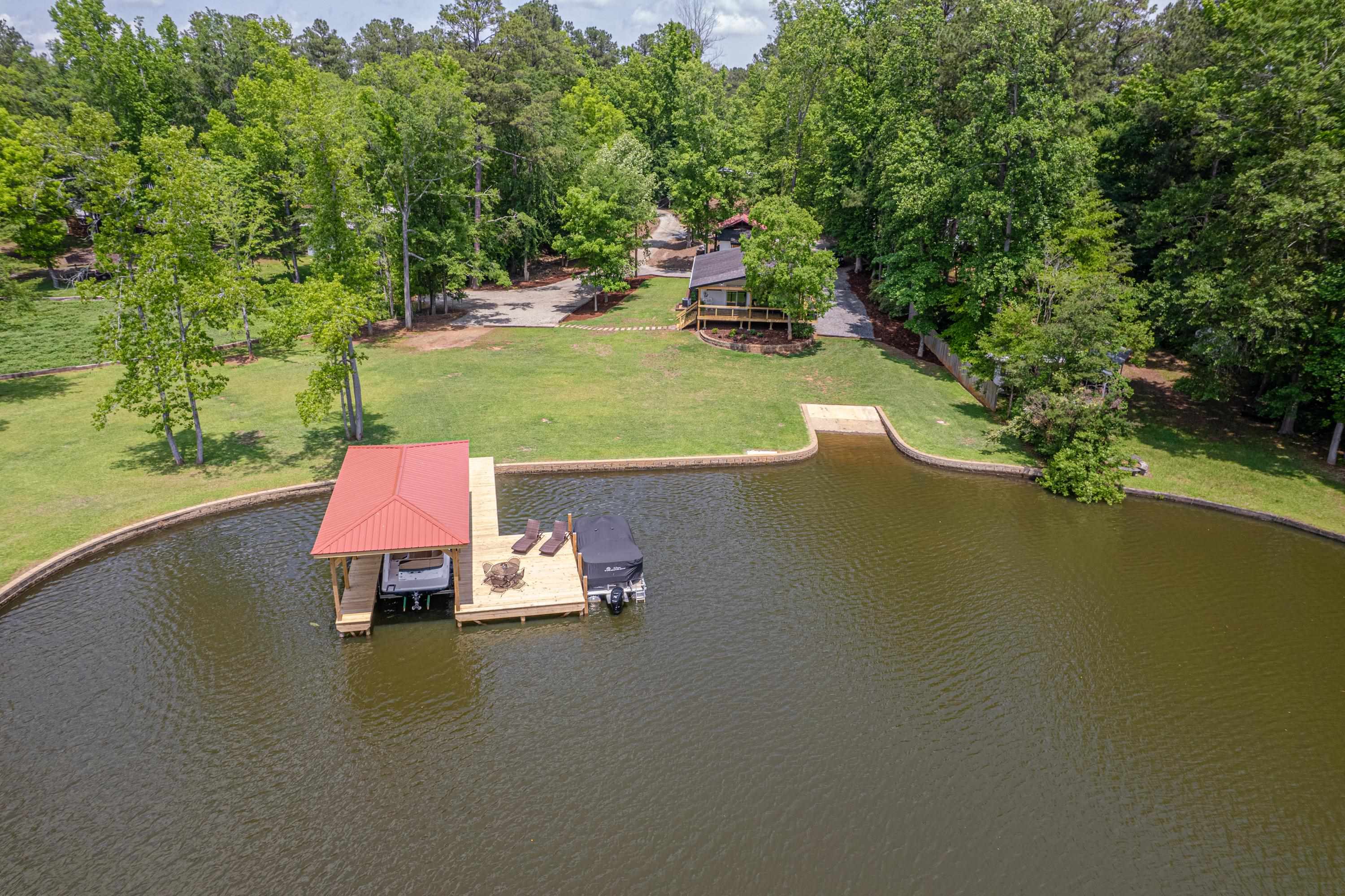 118 TURTLE COURT