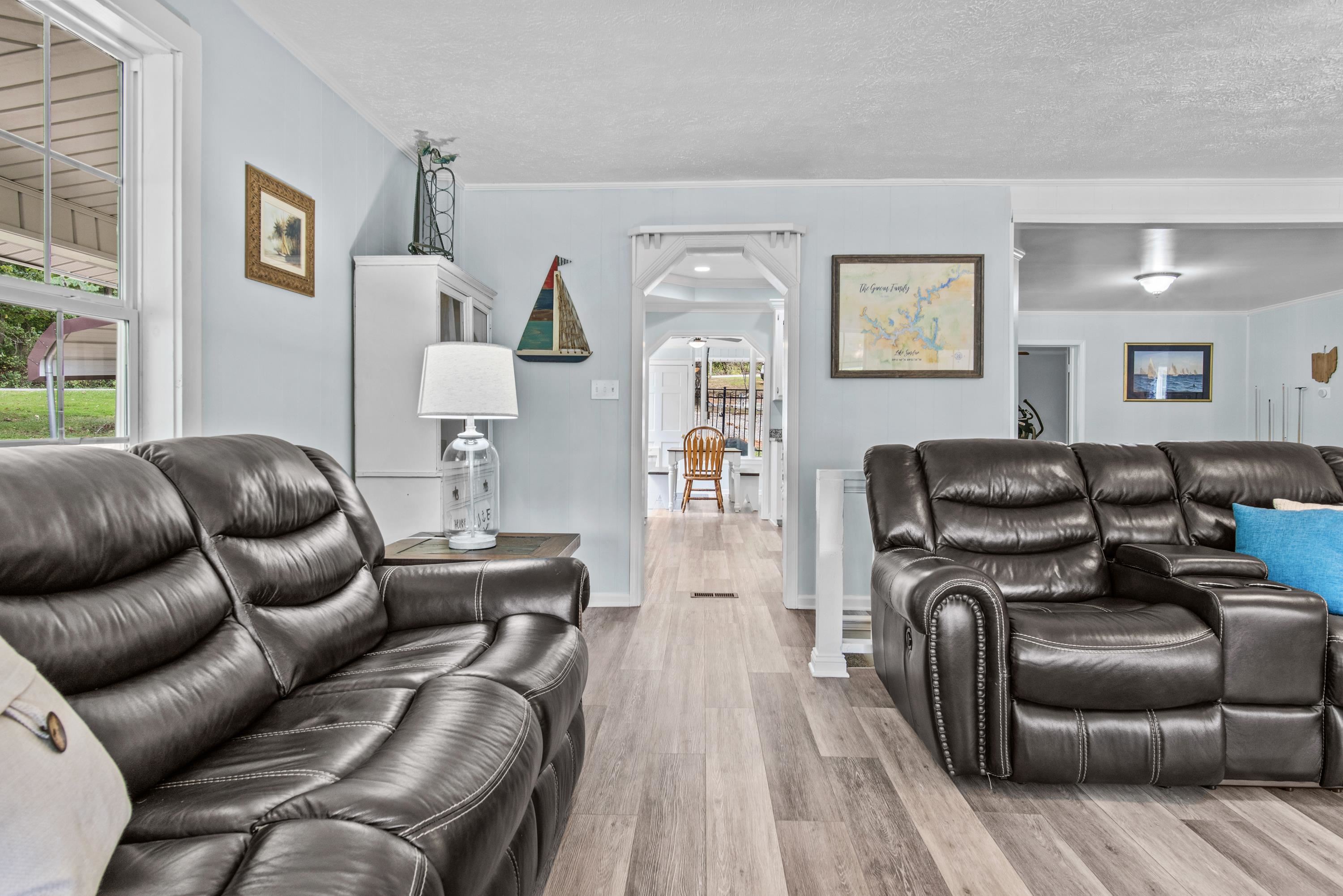 252 SHELTON DRIVE