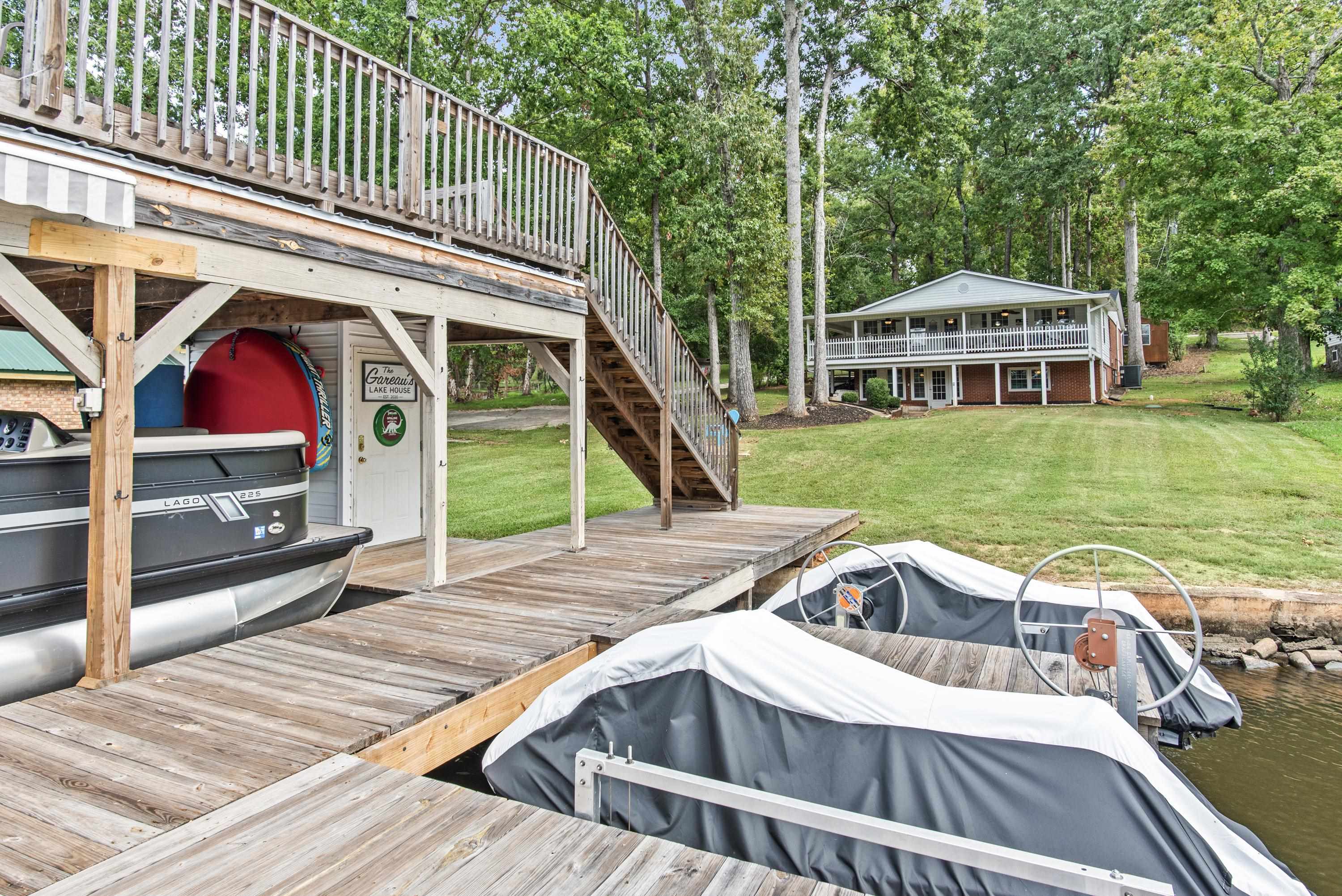 252 SHELTON DRIVE