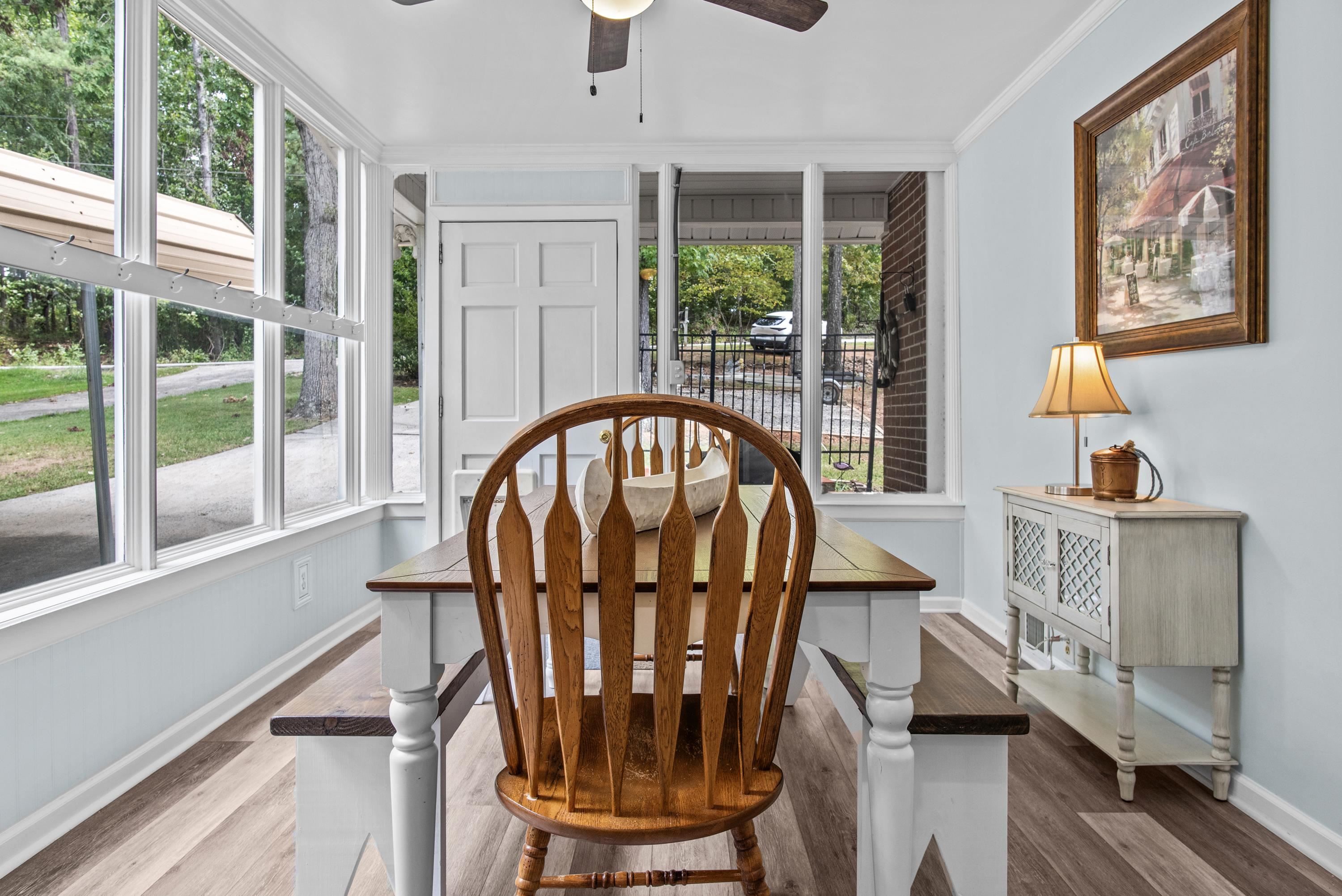 252 SHELTON DRIVE