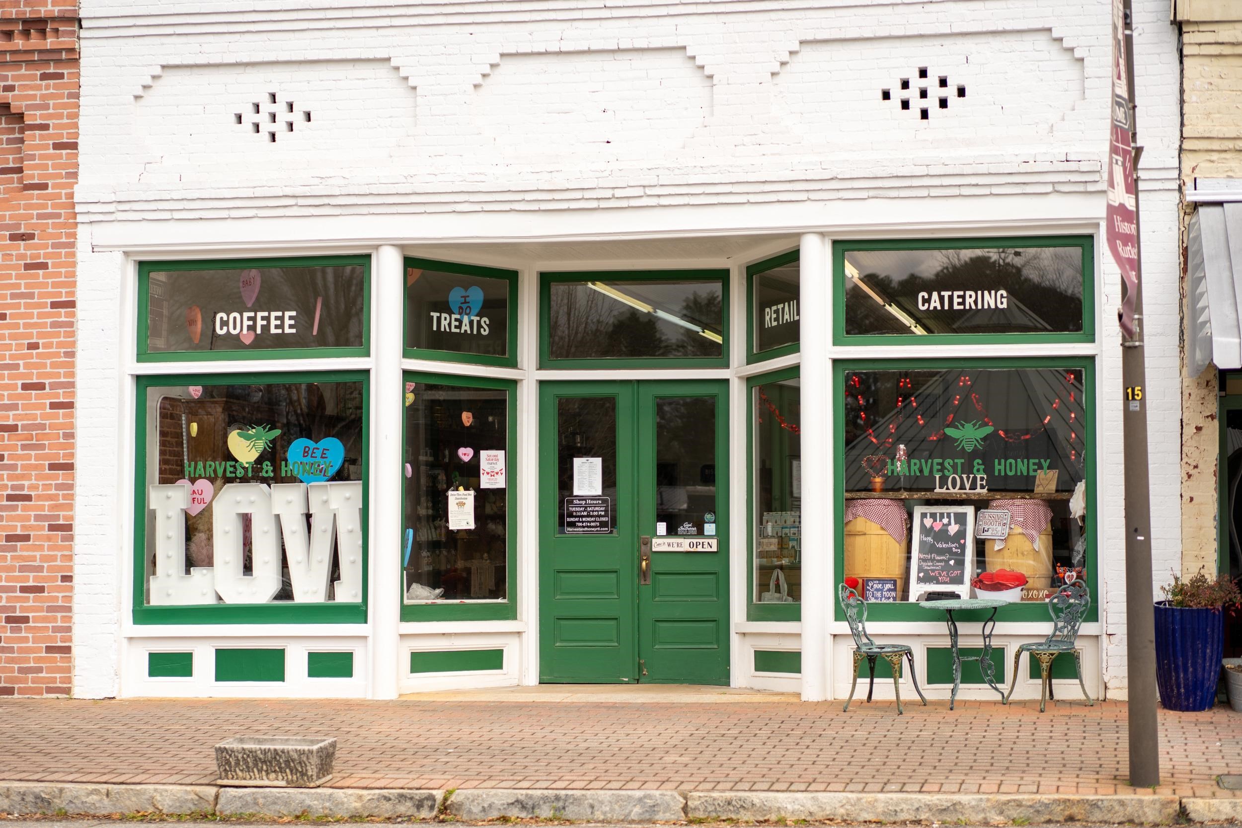 194 W MAIN STREET
