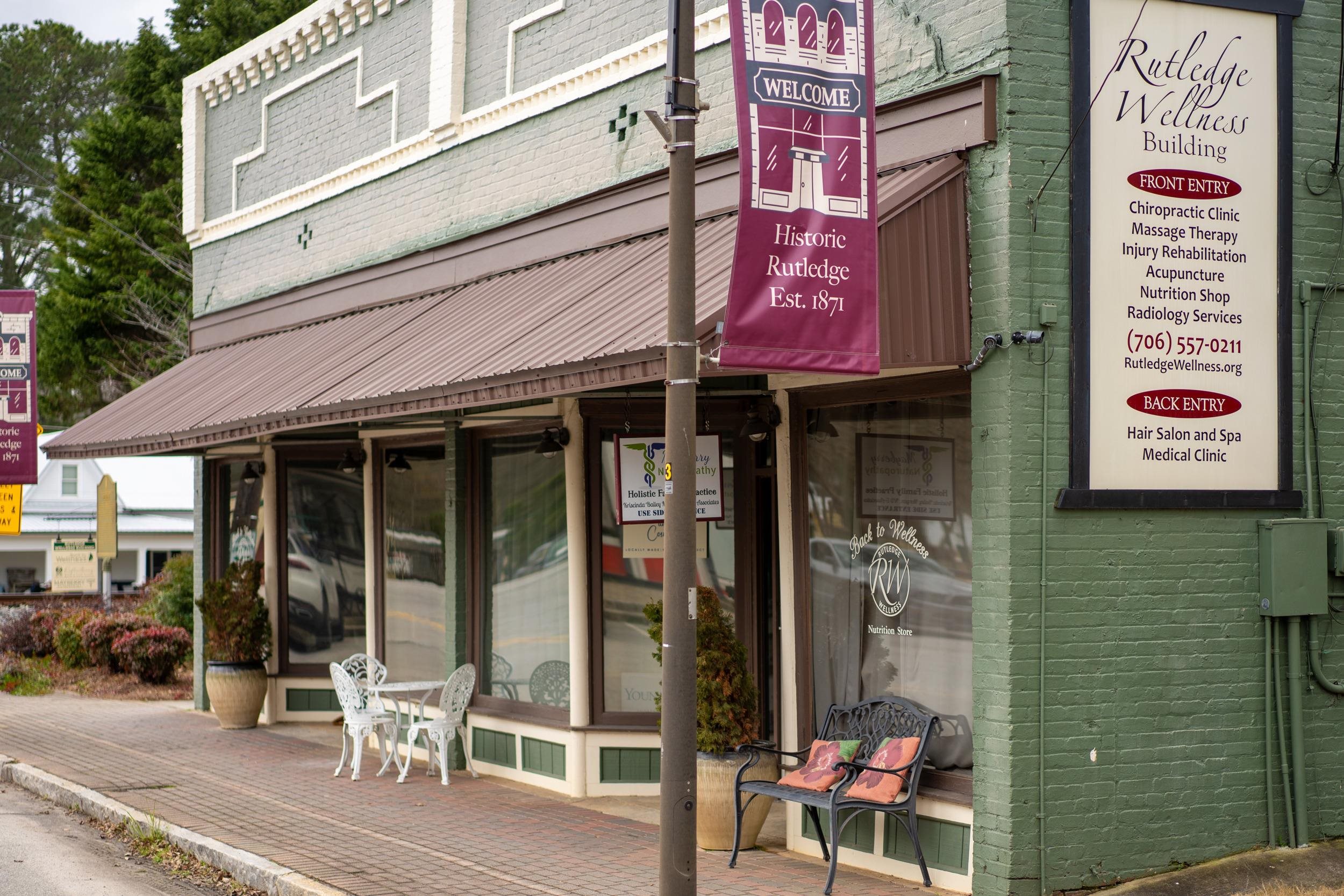 194 W MAIN STREET