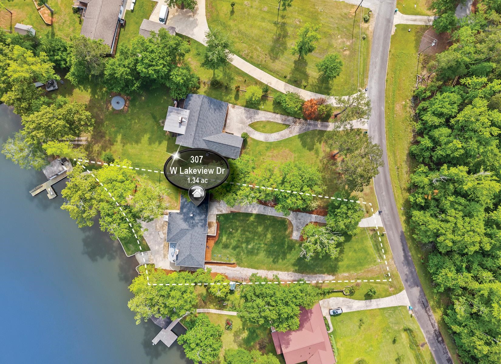 307 W LAKEVIEW DRIVE