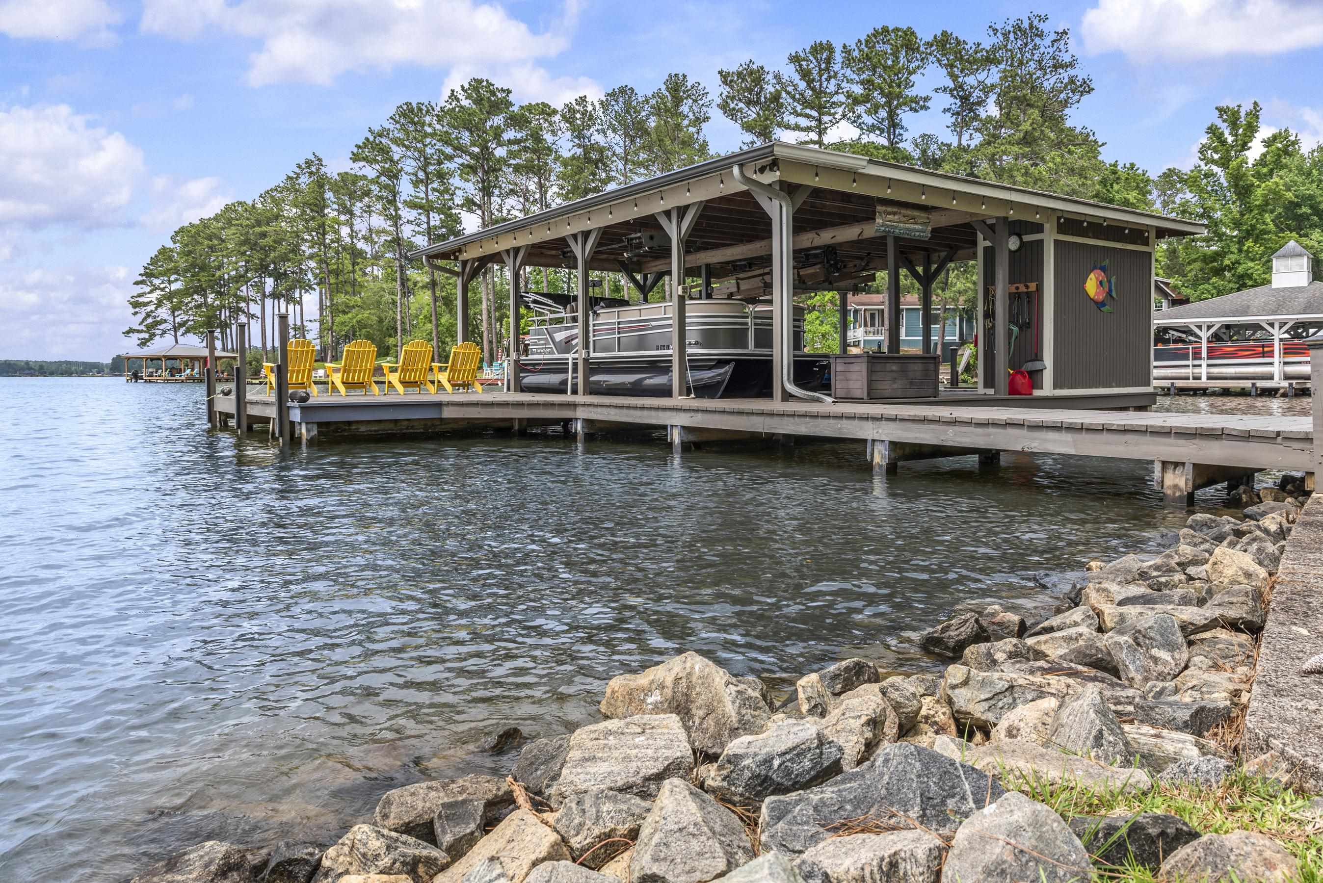 118 PINEVIEW ROAD