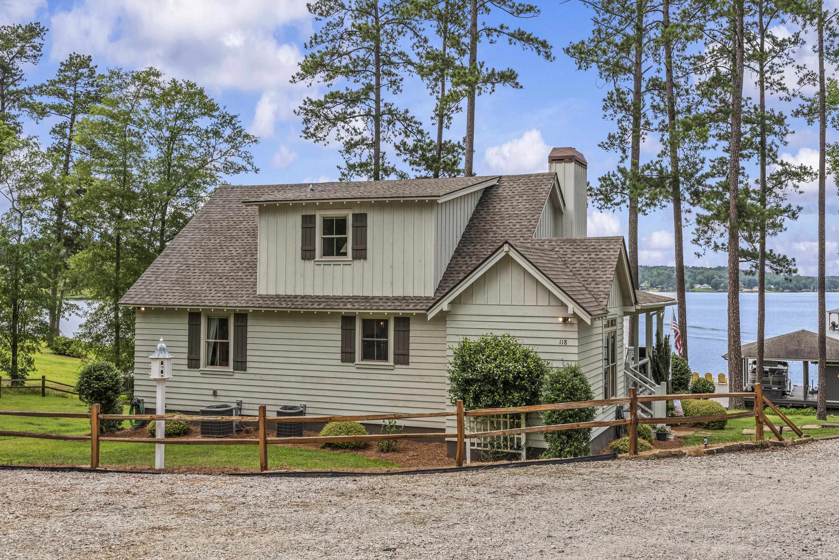 118 PINEVIEW ROAD