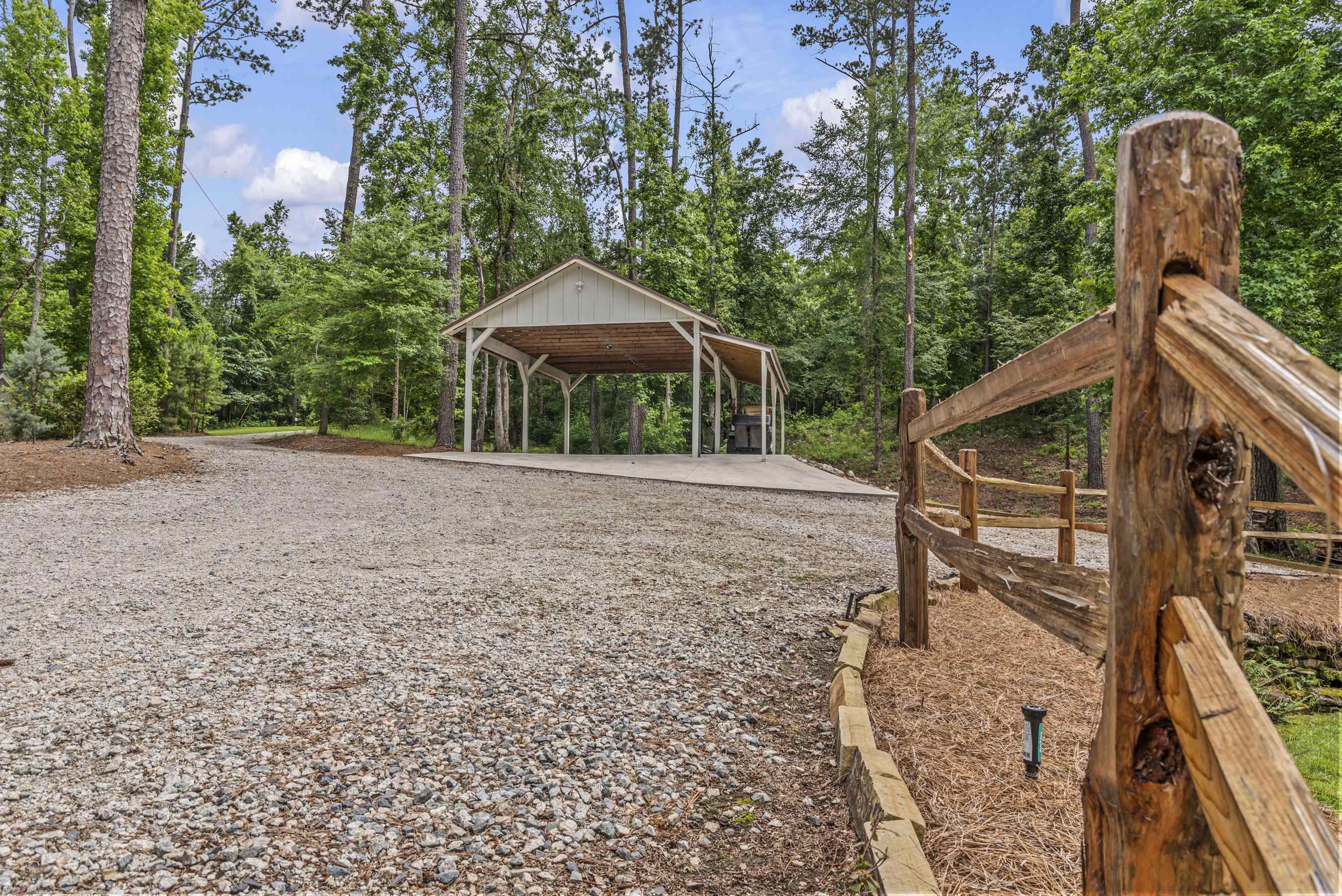 118 PINEVIEW ROAD