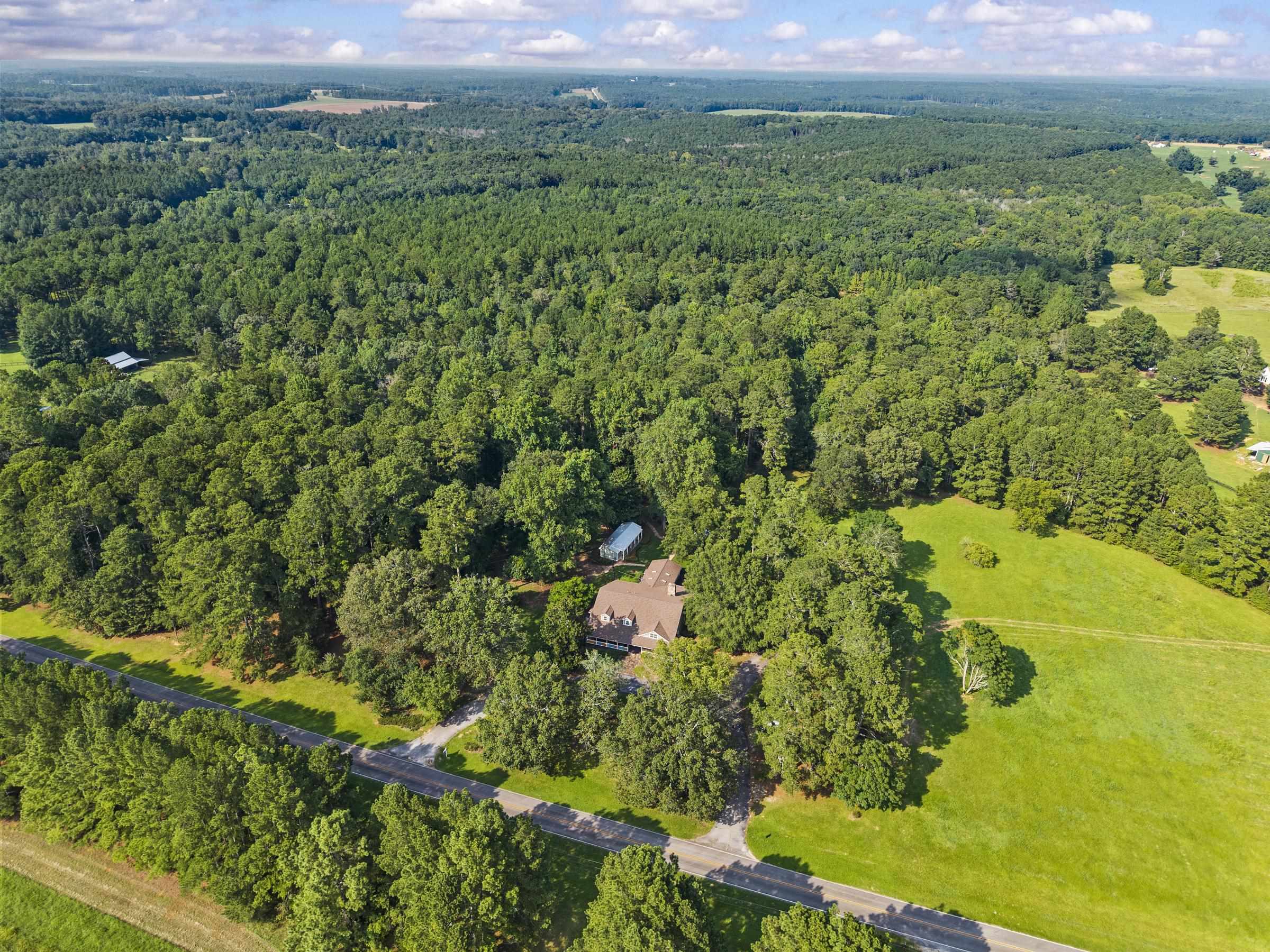 2941 LITTLE RIVER ROAD