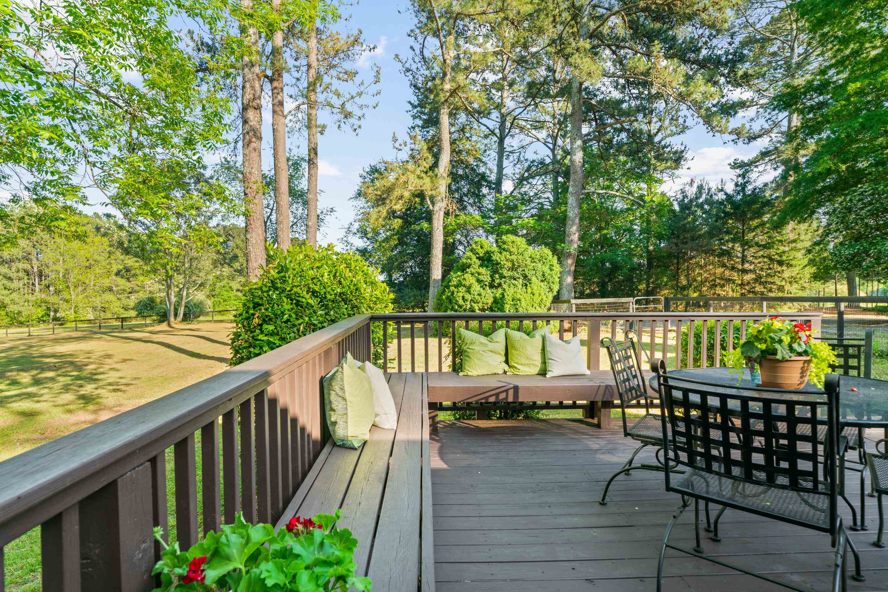 2941 LITTLE RIVER ROAD