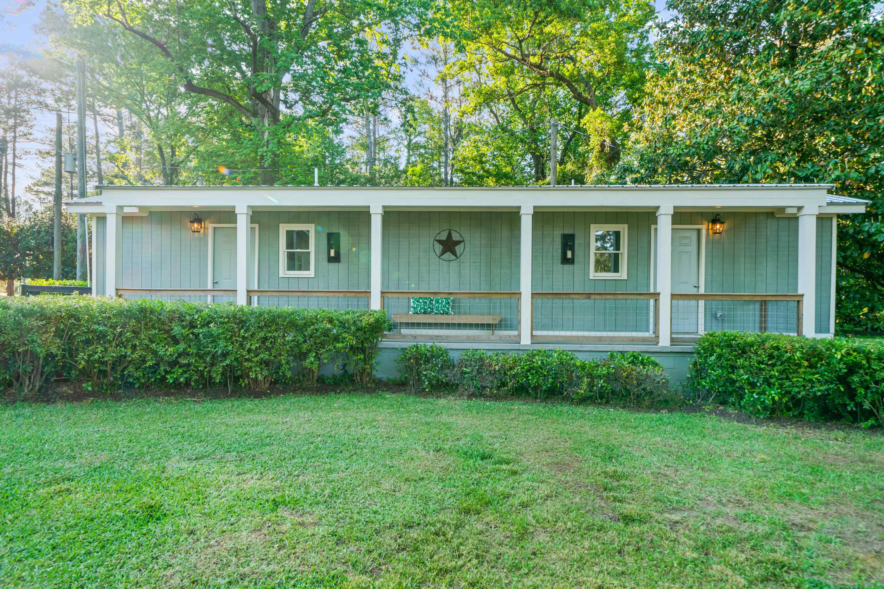 2941 LITTLE RIVER ROAD