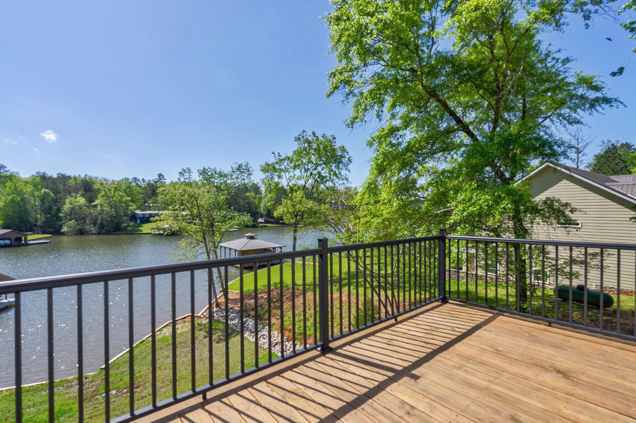 123 ROCKY CREEK