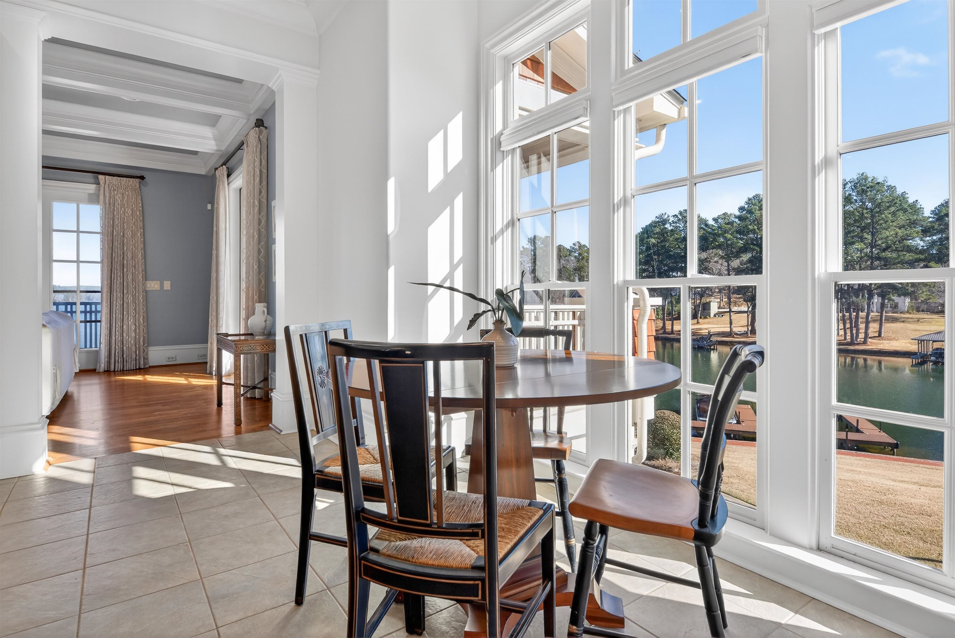 140 SILVER BIRCH LN NE